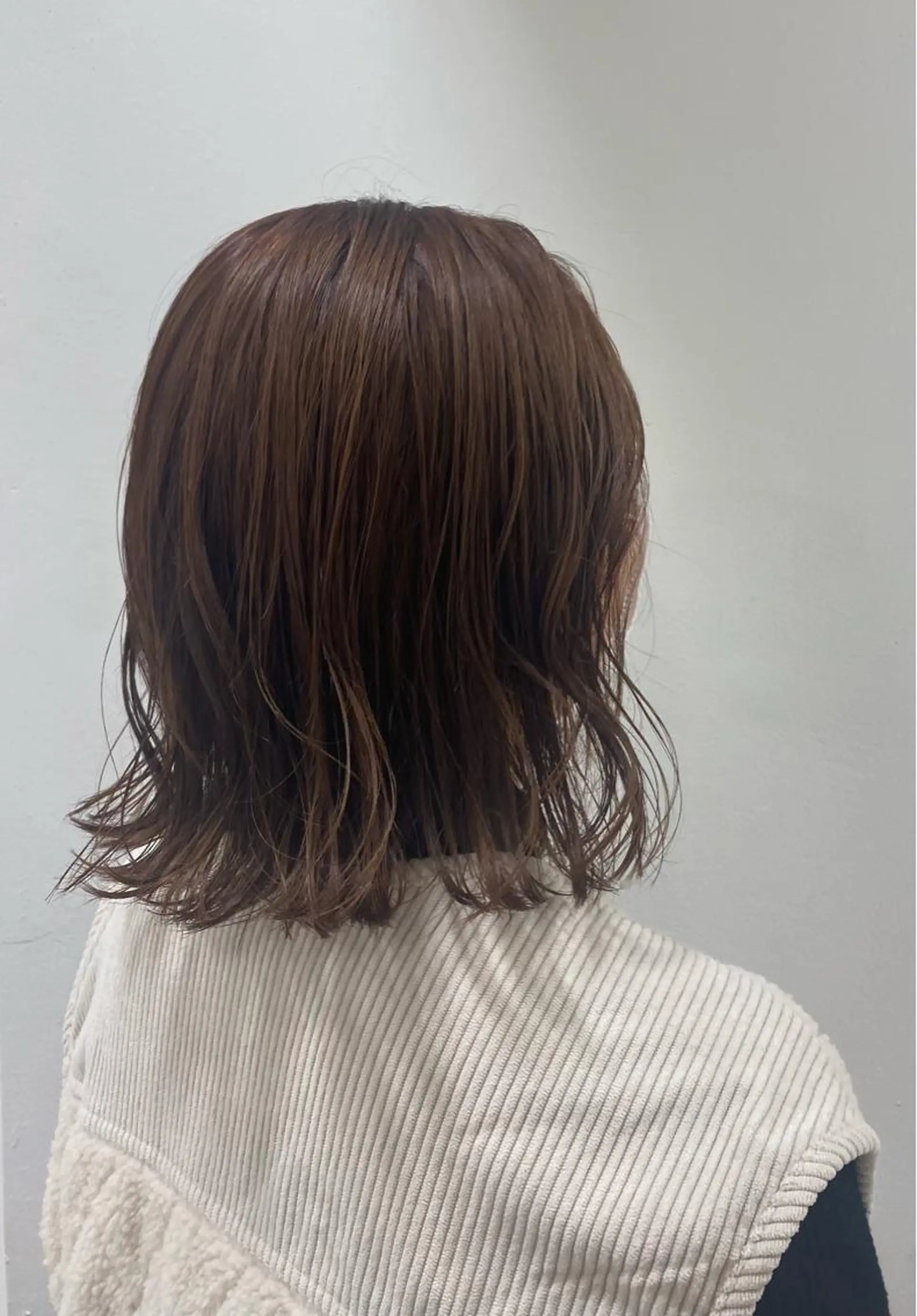 ミディアム 森部 杏菜のヘアスタイル