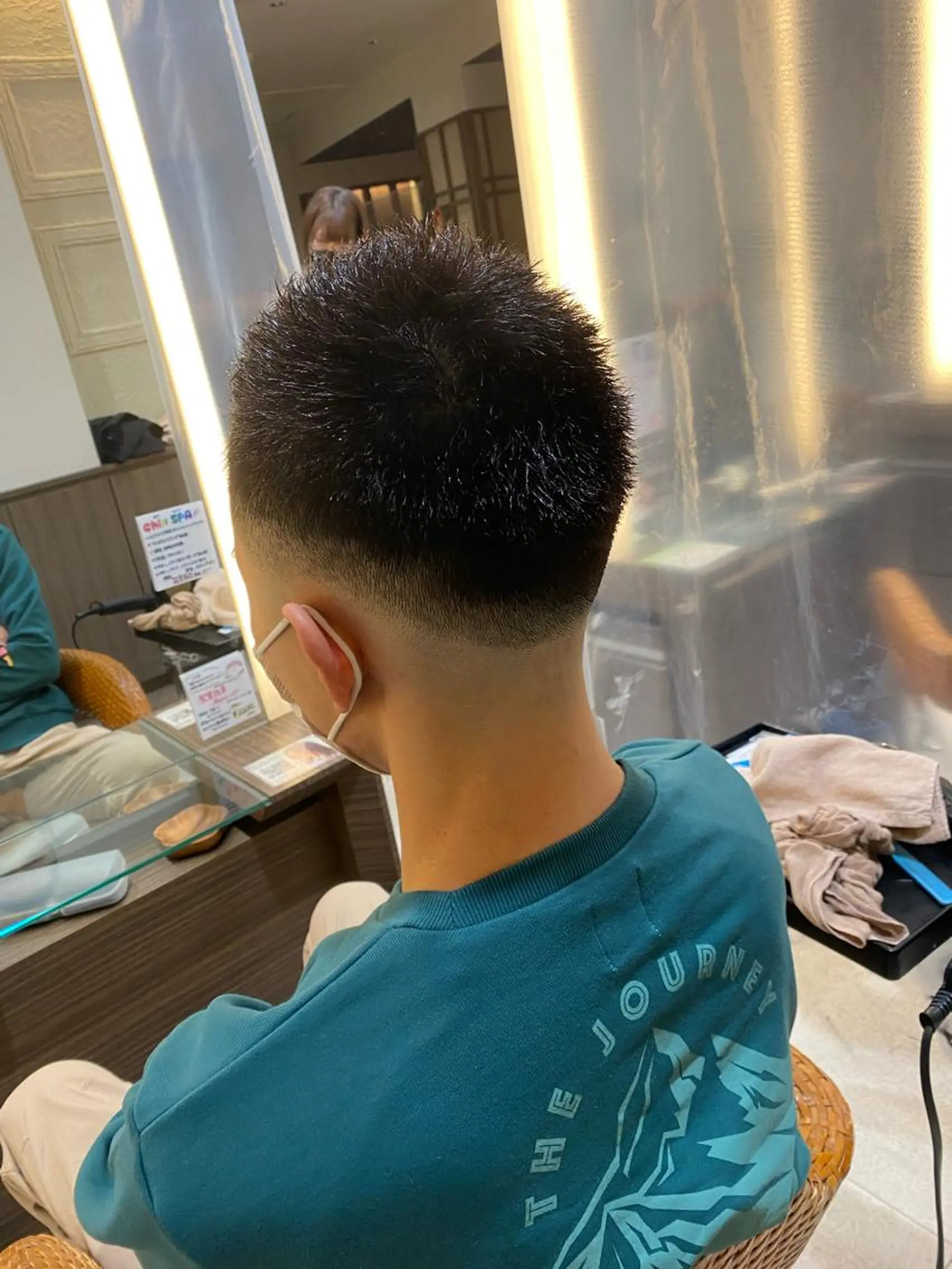 メンズ フェードカット メンズパーマ メンズツイストパーマ ツイストパーマ 佐野 太河のヘアスタイル