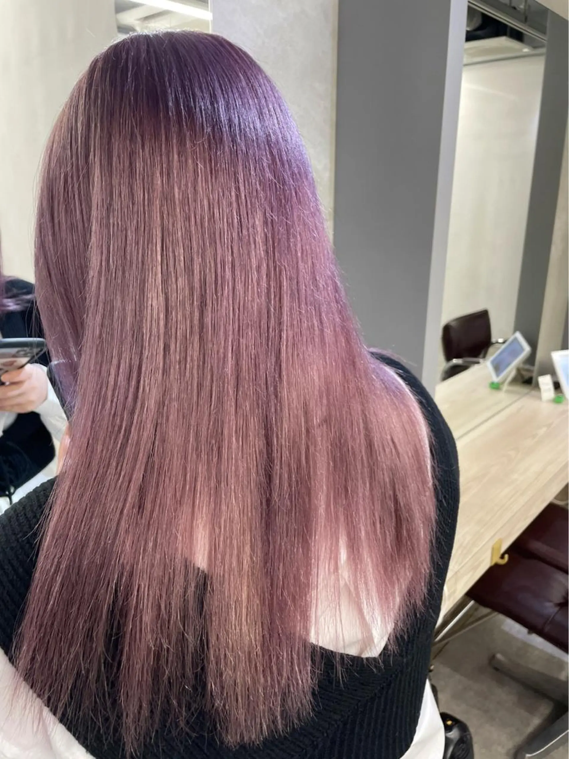 ロング 韓国風レイヤーカット 💕髪質改善💫拓海のヘアスタイル