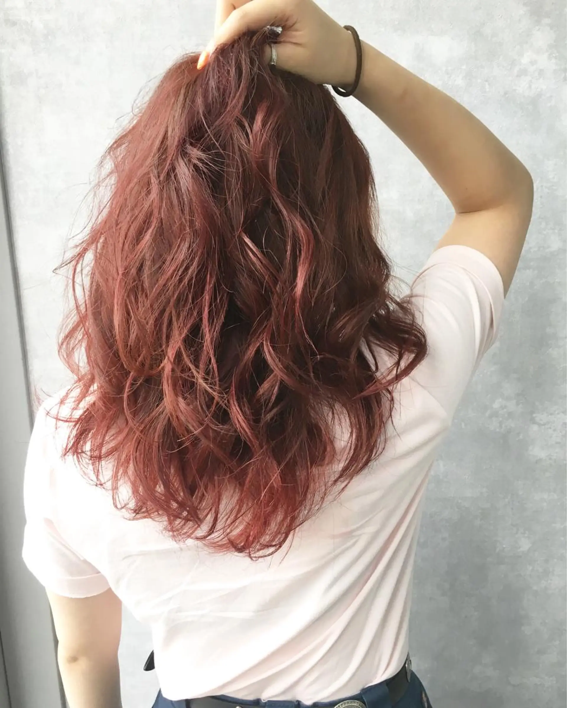 セミロング カラー アッシュ レイヤーカット BLend 渋谷のヘアスタイル