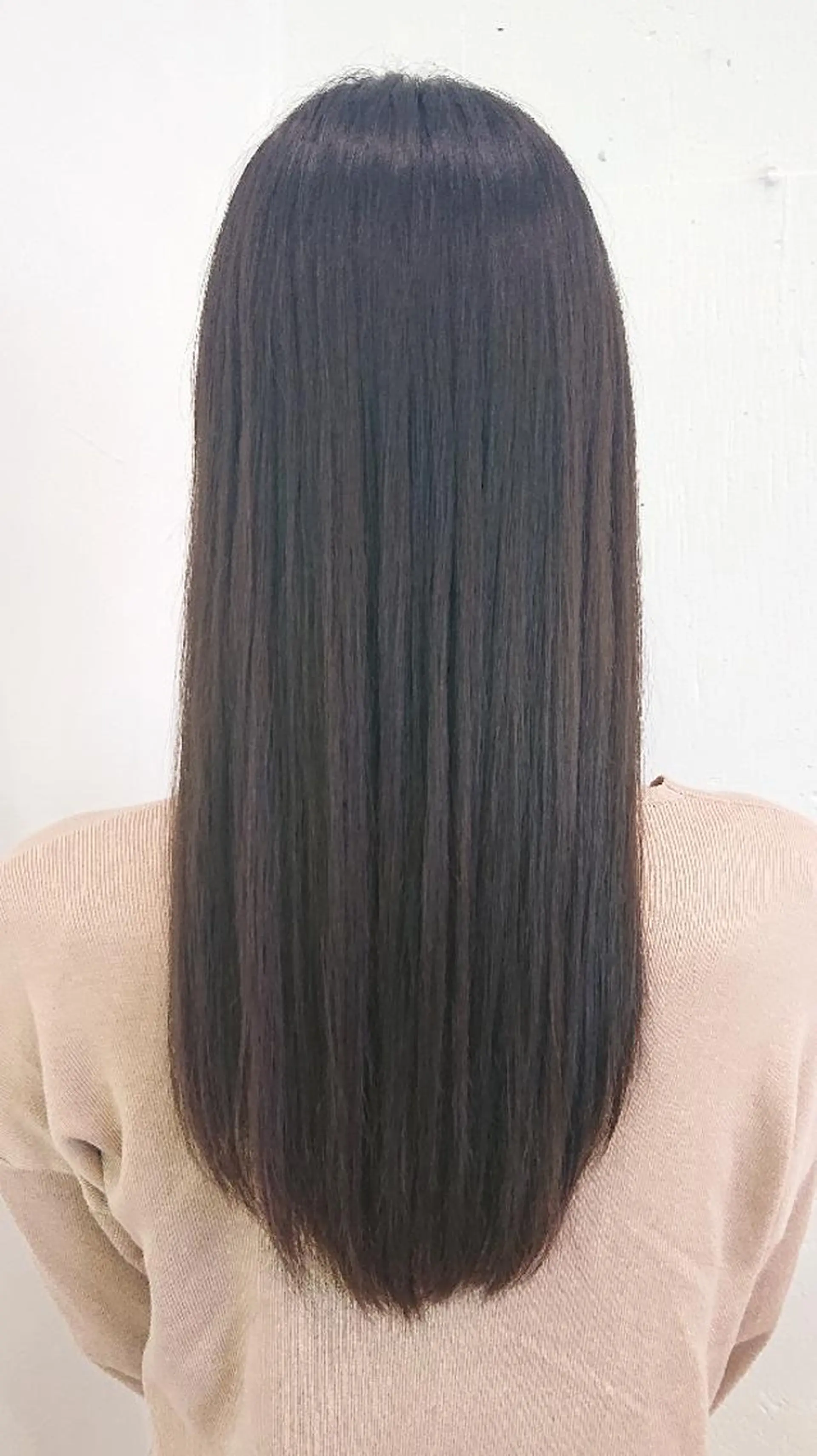 ロング カラー アッシュ ブラウンカラー LINK所属・山口 彩海のヘアスタイル