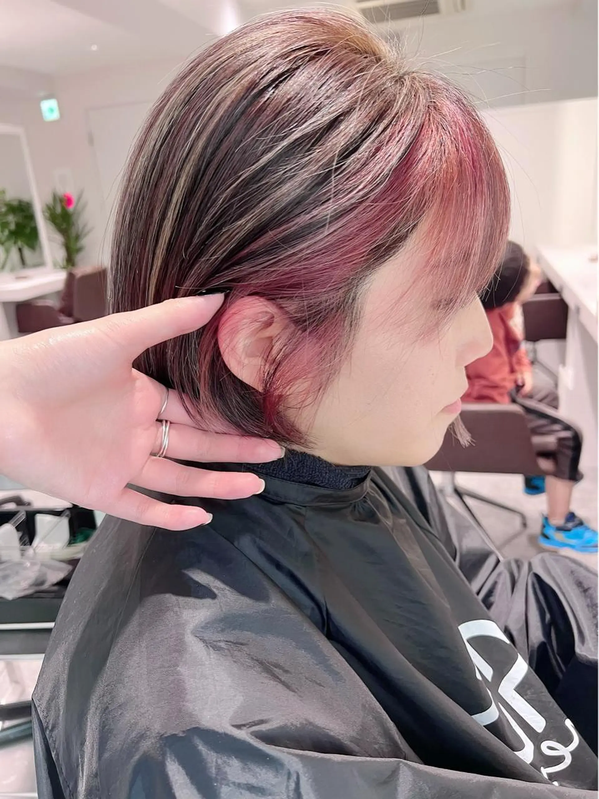 ミディアム カラー 垢抜けのプロ🪄 honoのヘアスタイル