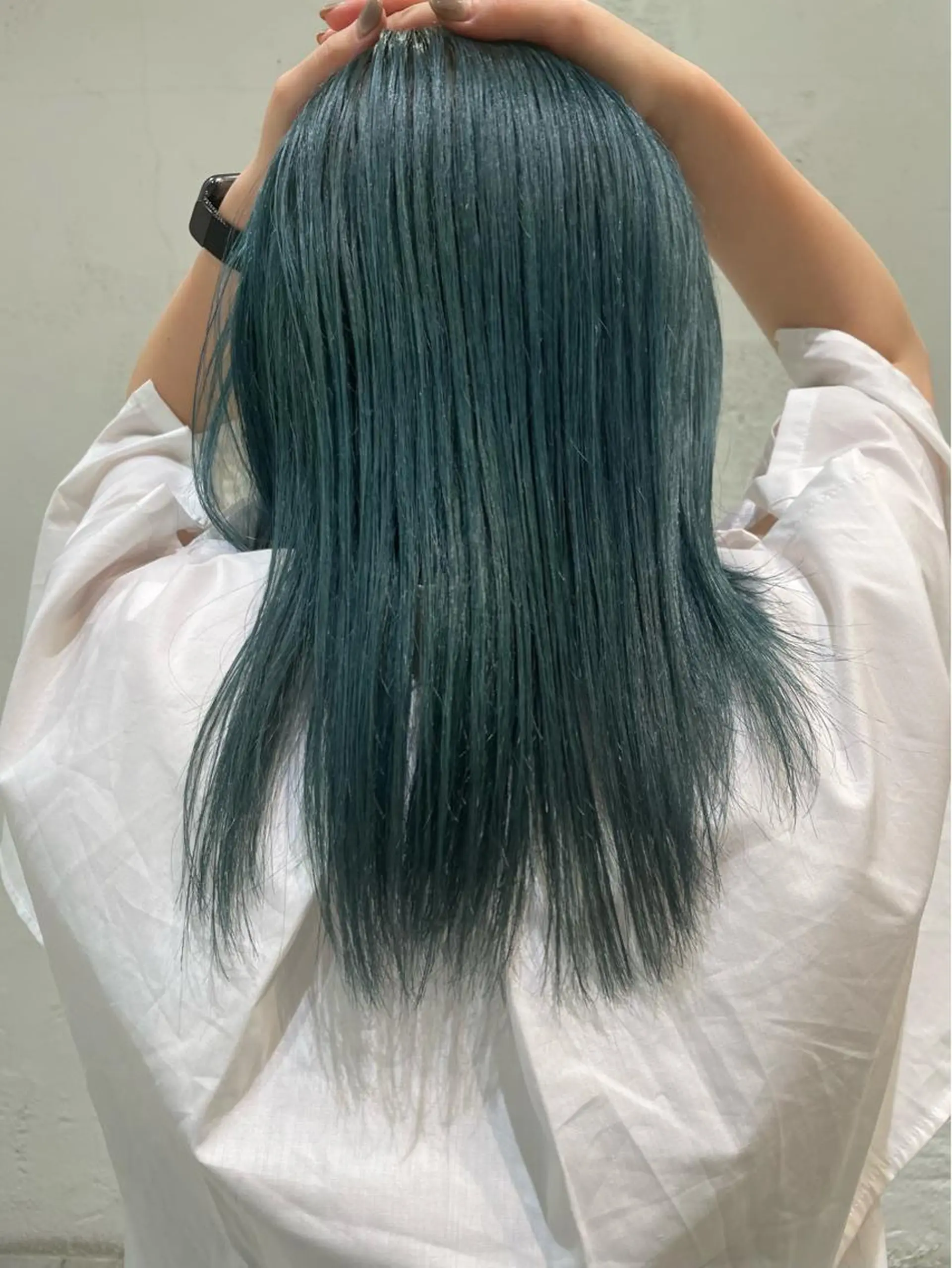 セミロング カラー ブリーチ ケアブリーチ iena池袋所属・iena池袋 /ゆーこの眉毛・アイブロウイメージ