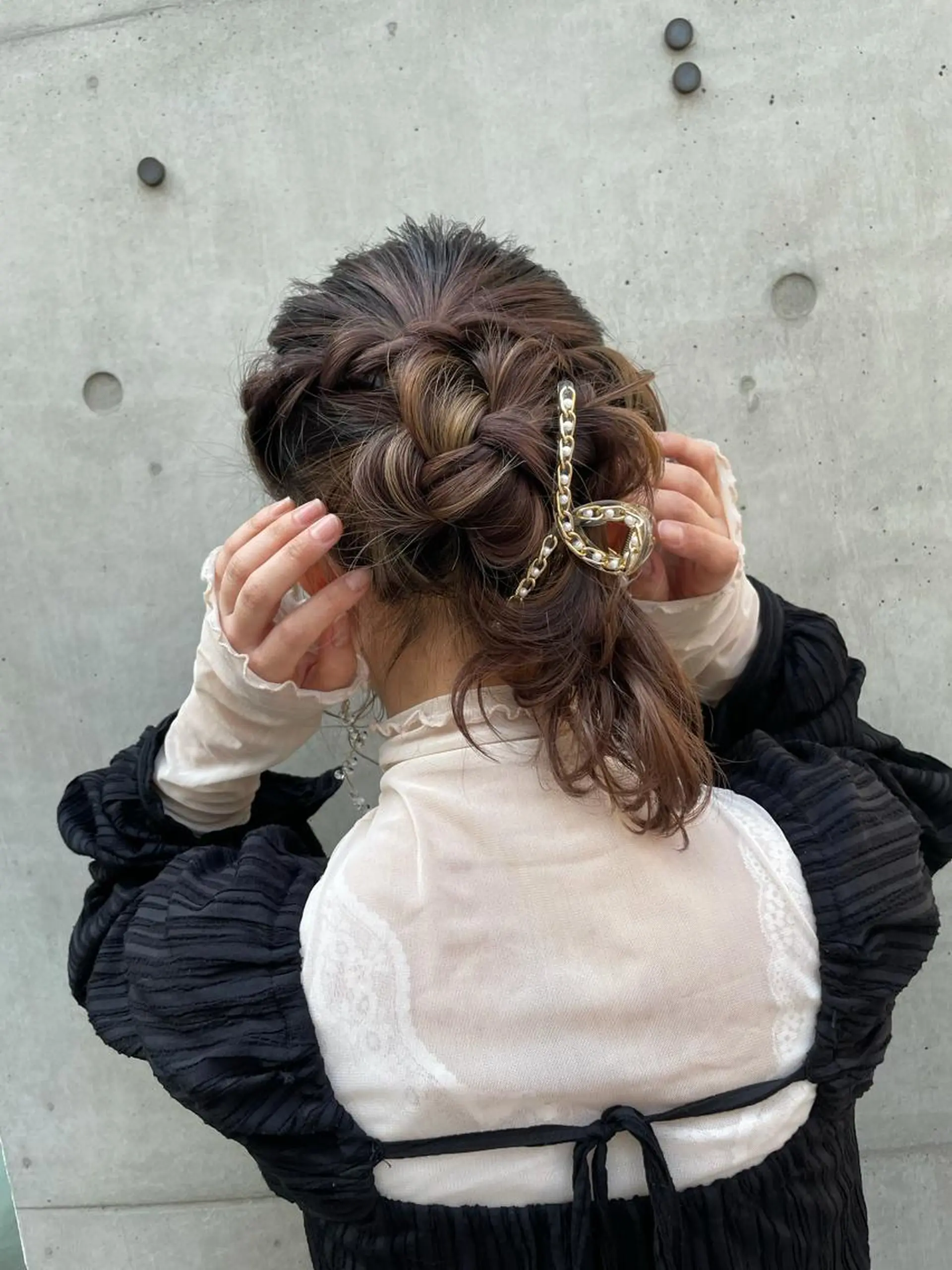 セミロング 佐々木 芽衣のヘアスタイル