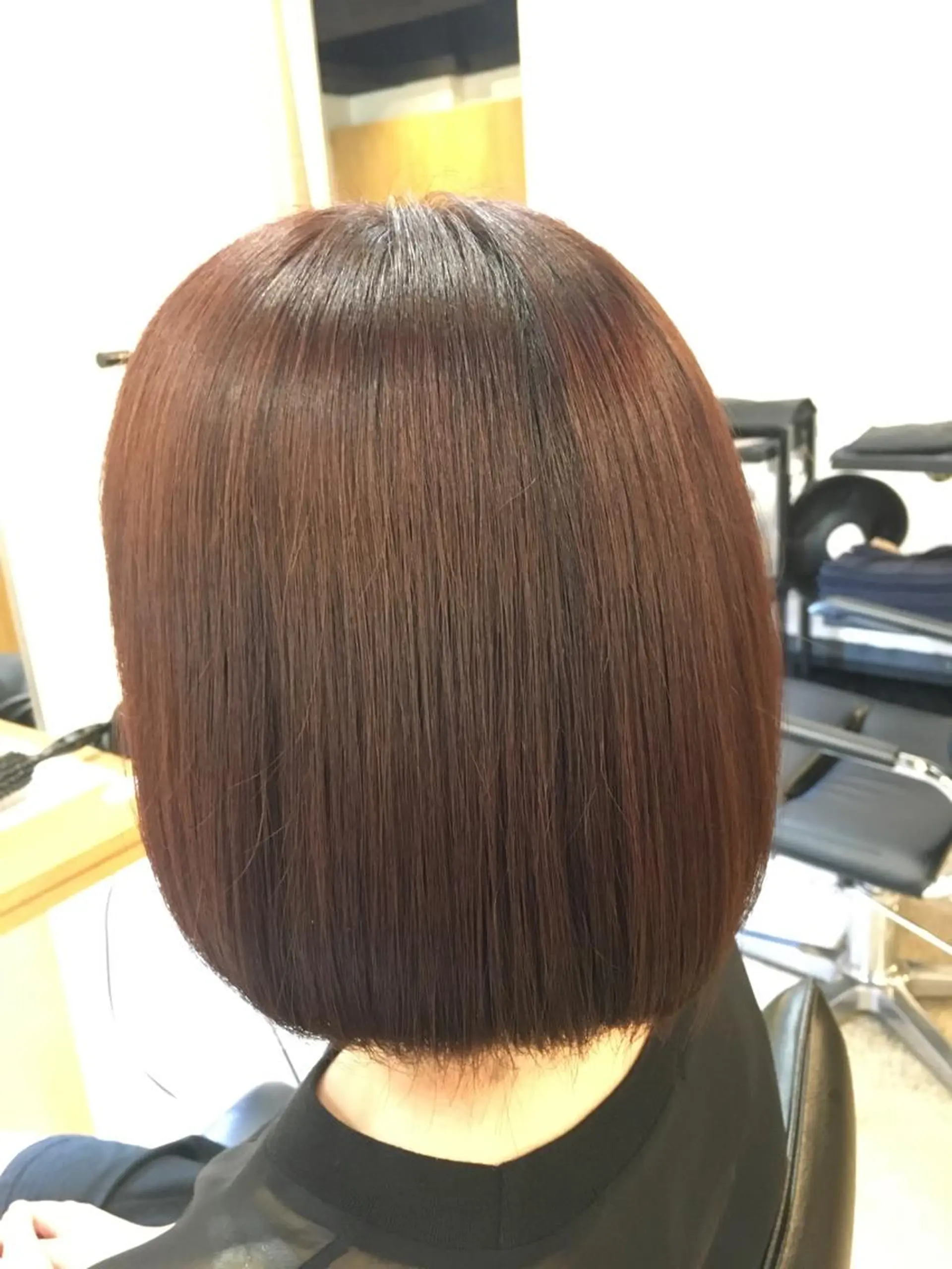 ミディアム カラー イルミナカラー ピンクカラー メンズ眉毛ITSUK Iメンズ専門　新宿の眉毛・アイブロウイメージ