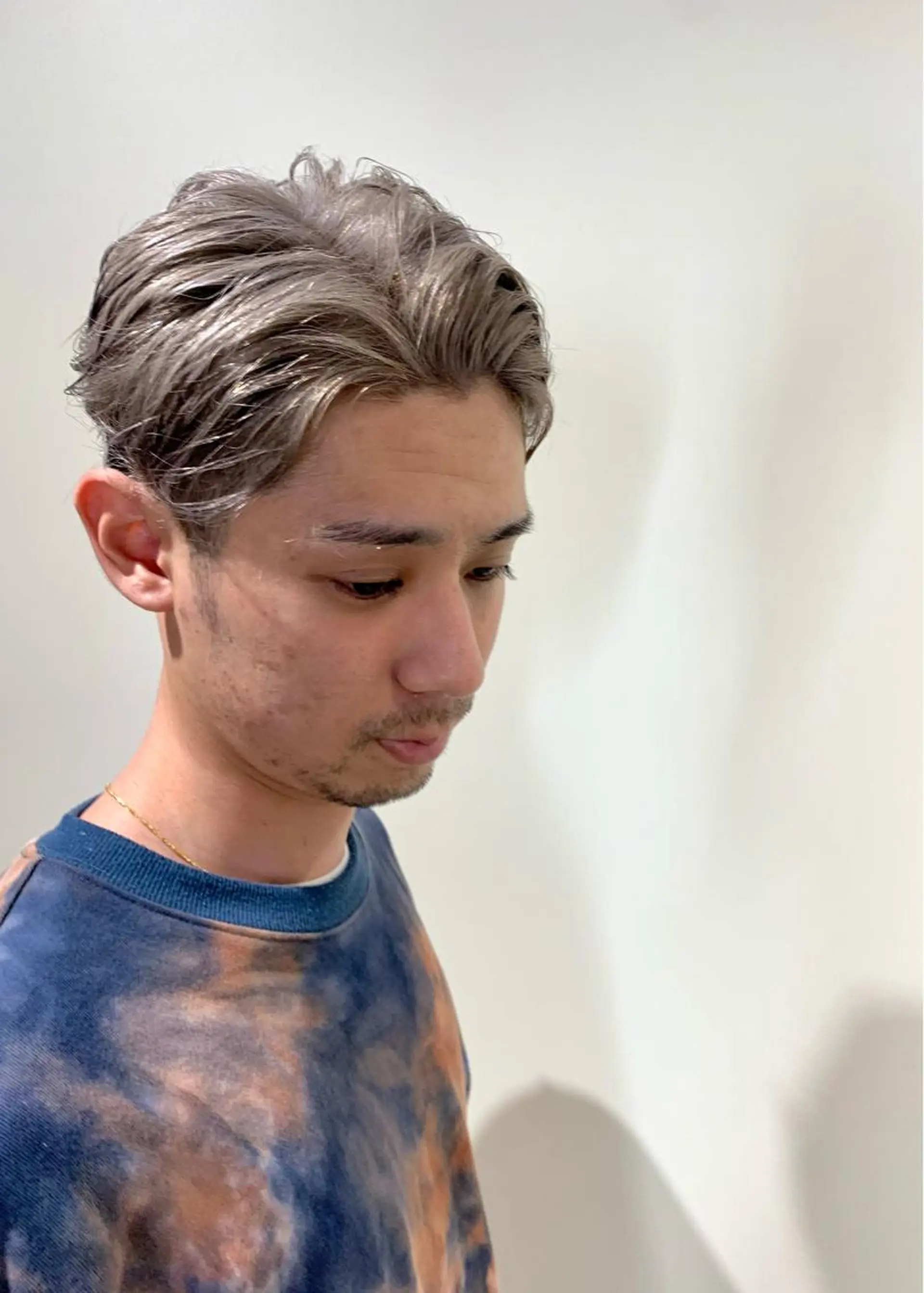 ショート ヘアカラー 園田 将士のヘアスタイル