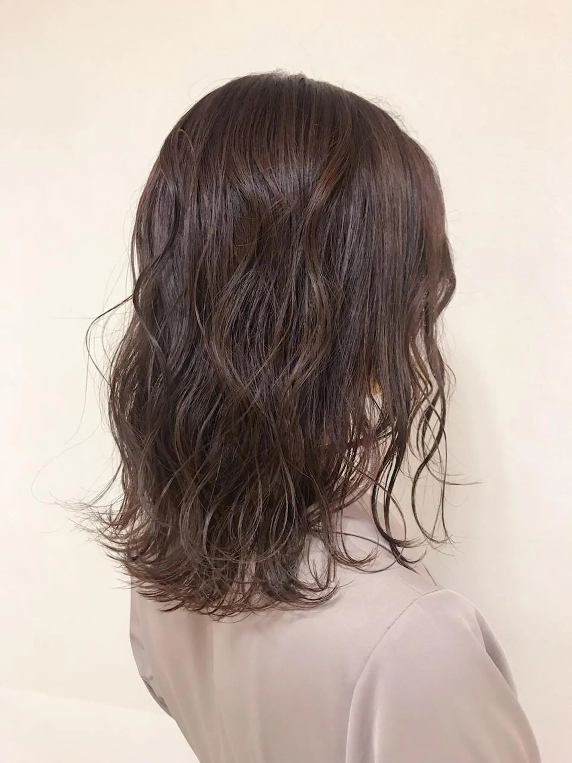 セミロング カラー 【カラーリスト】 Likka.のヘアスタイル