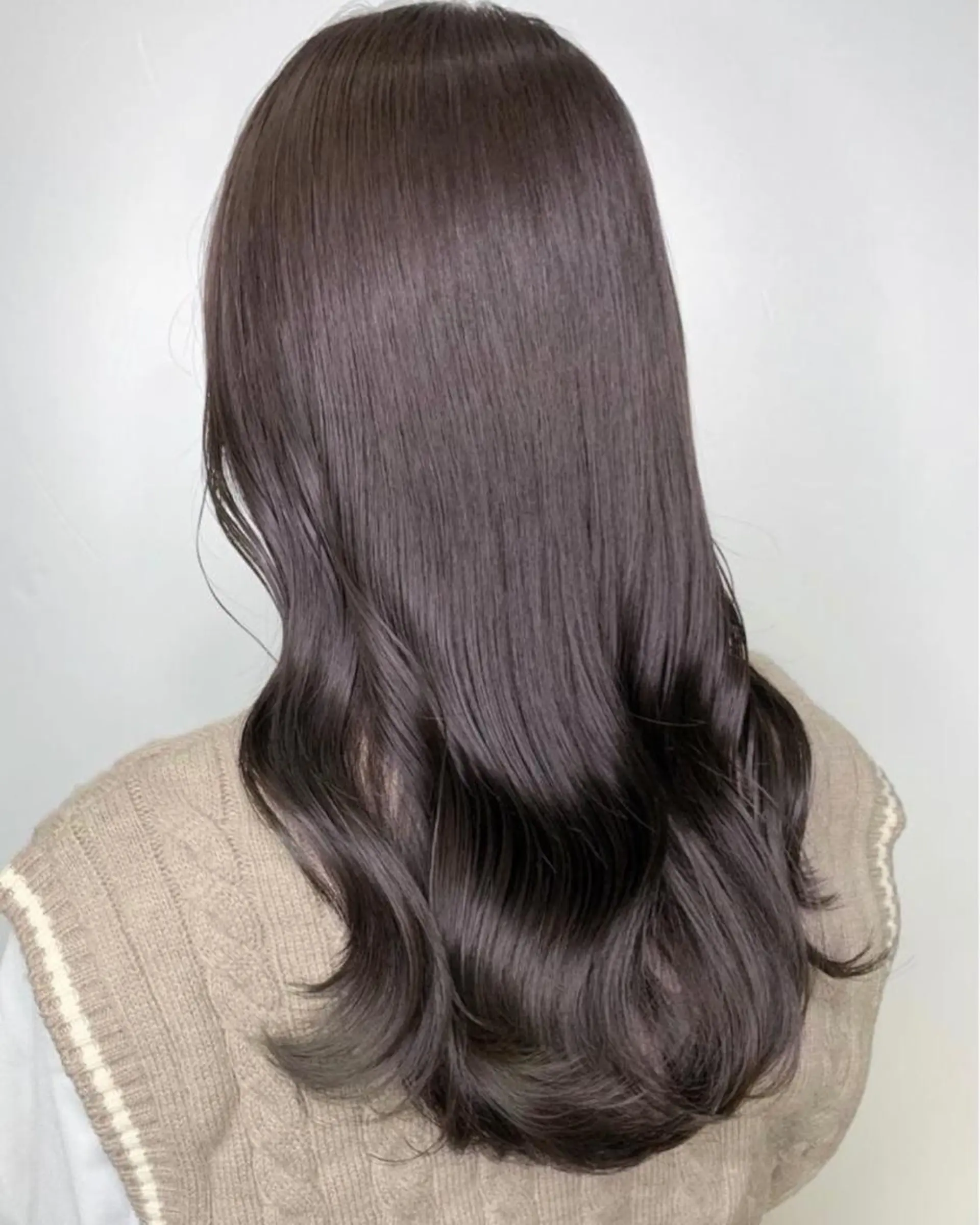 セミロング カラー エリアマネージャー 復活の大澤竜馬のヘアスタイル