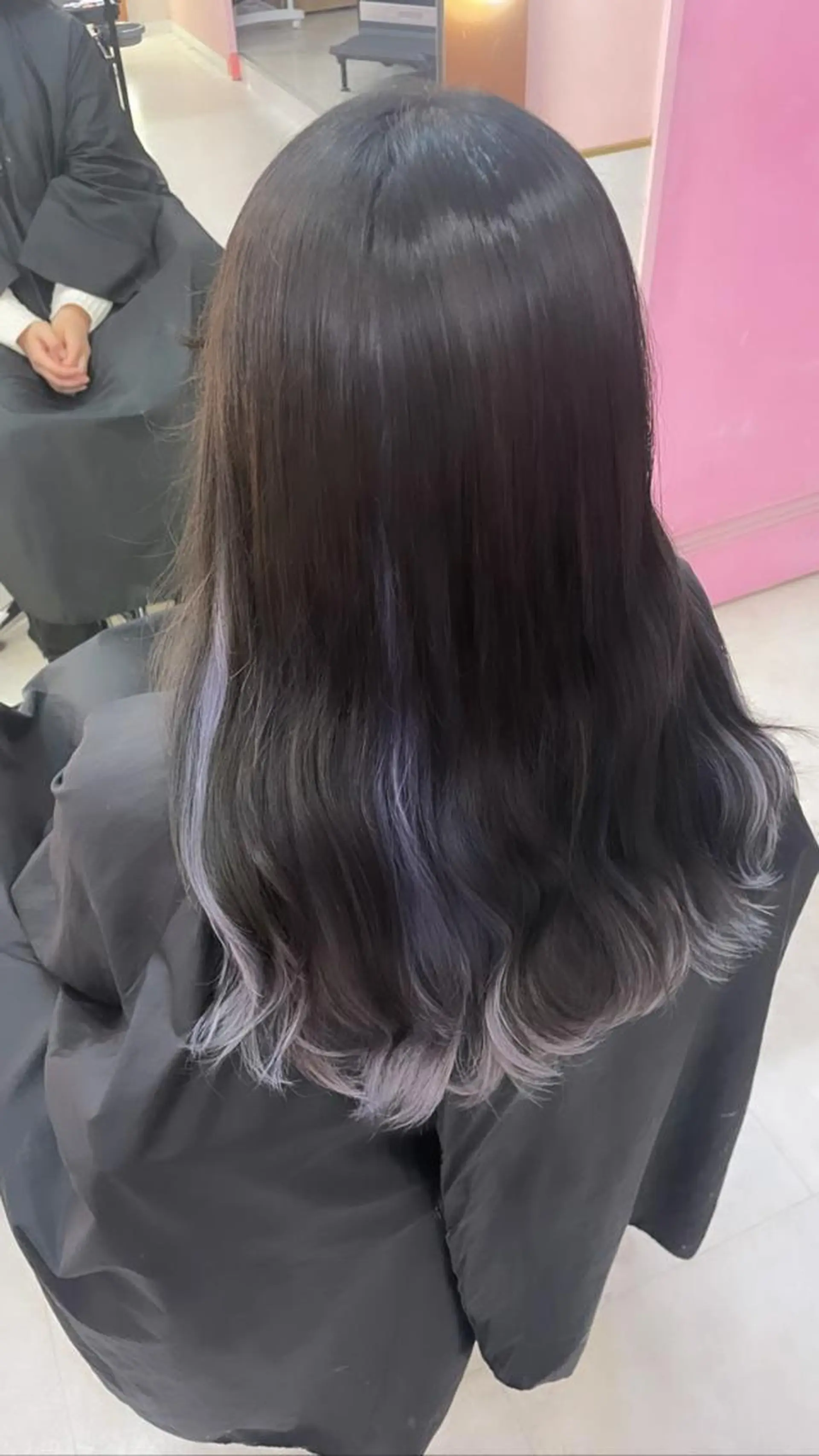 ロング カラー アッシュ アッシュグレー アッシュグレージュ バレイヤージュ ミストバング ヘアカラー トリートメント ブリーチ指名No.1 MANATO🎨🌈のヘアスタイル