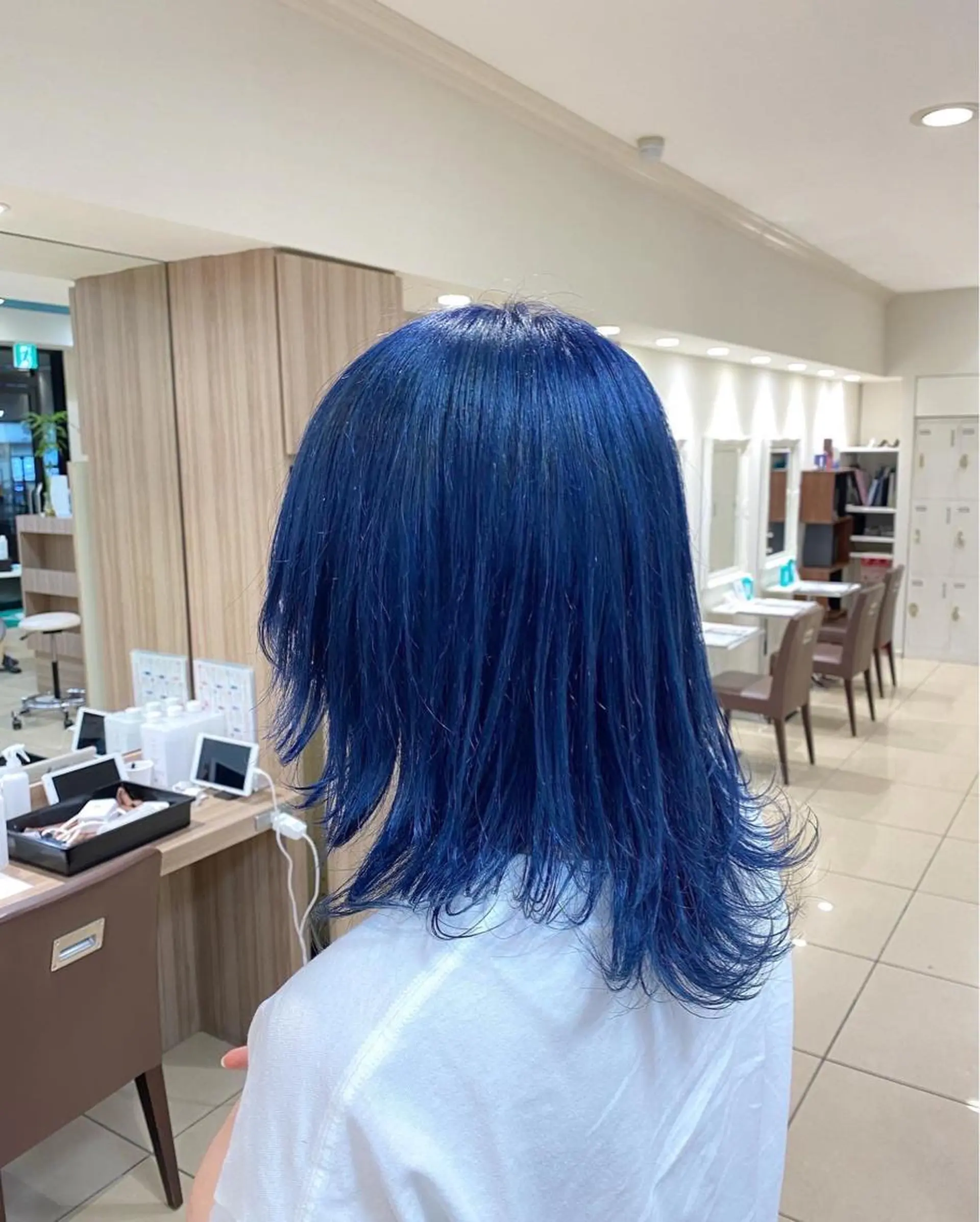 セミロング カラー 透明感カラー/ 松井克樹のヘアスタイル