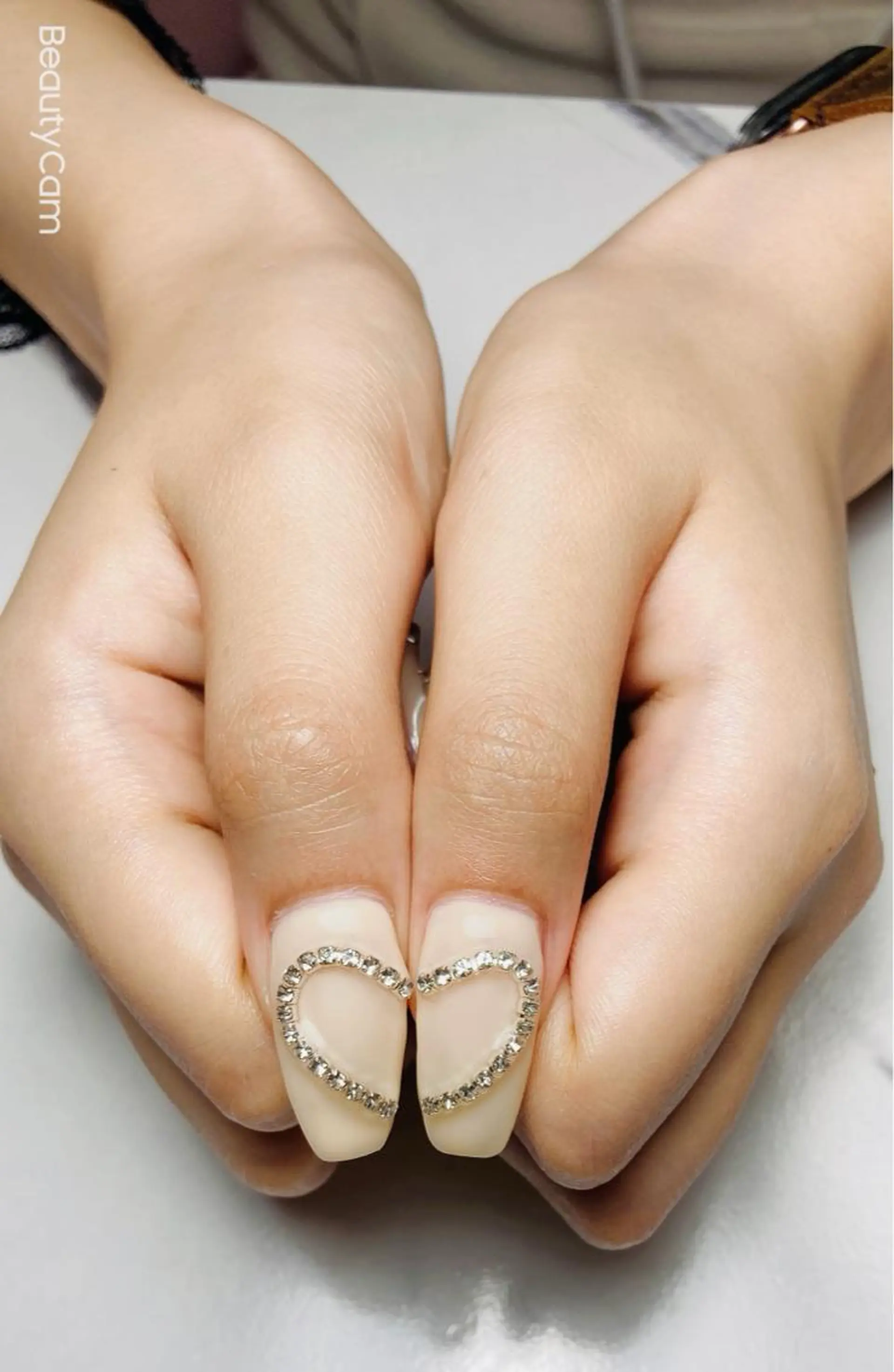 ネイル ewt miniのマツエク・マツパデザイン