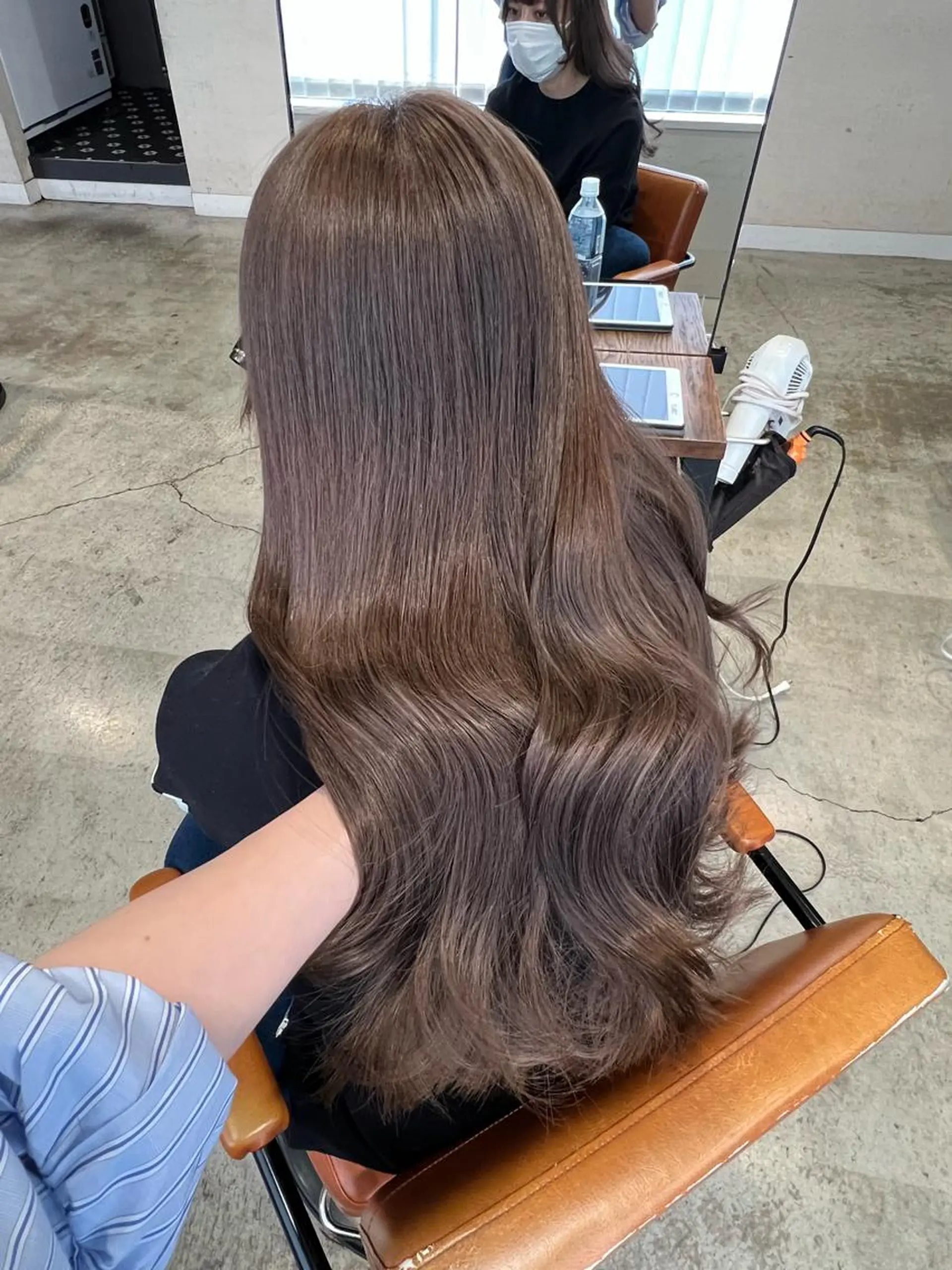 ロング 松下 奈央のヘアスタイル