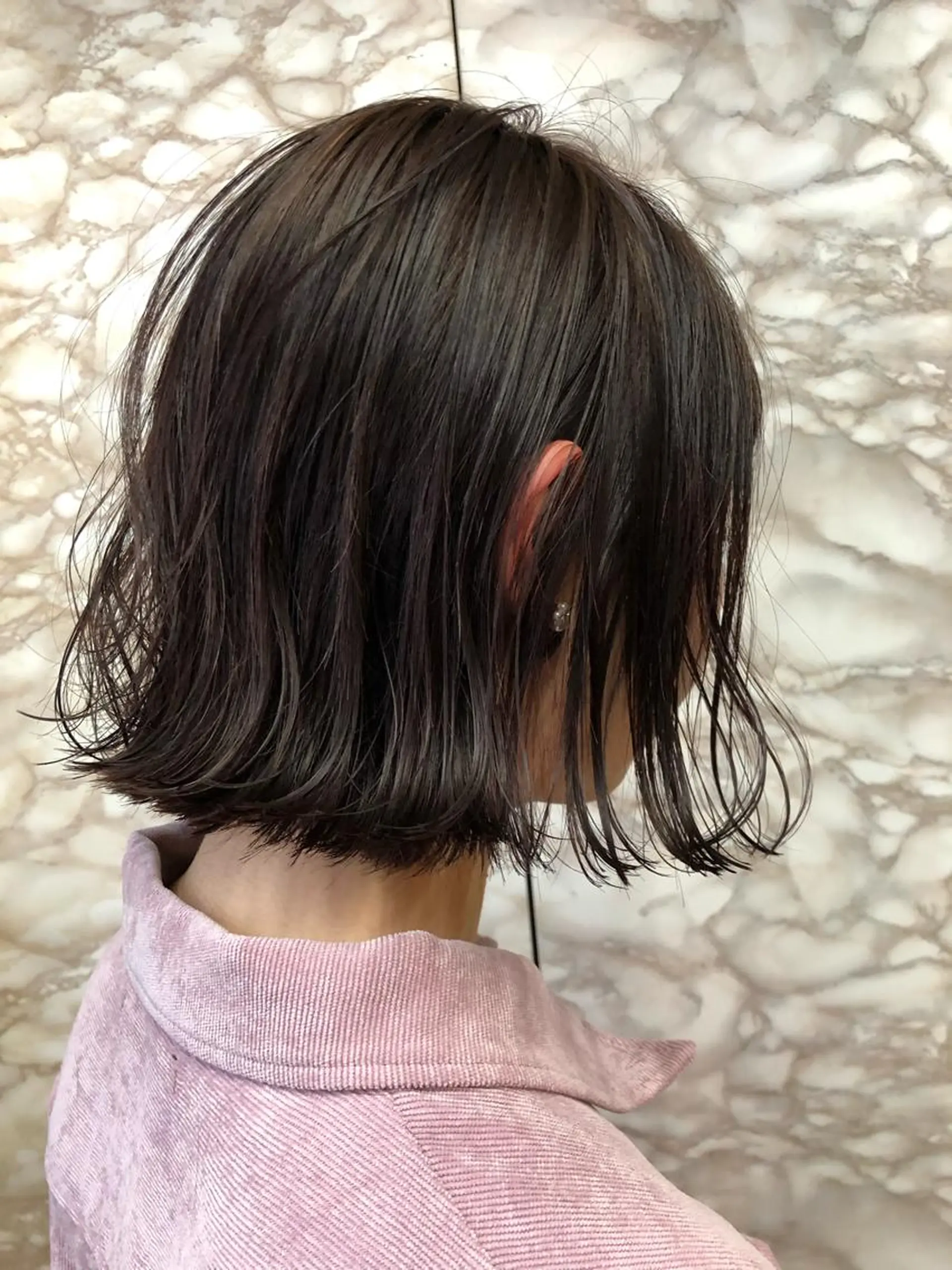 ショート カラー パーマ ヘアアレンジ グレージュ ピンクカラー TOMO GEEKS代表のヘアスタイル