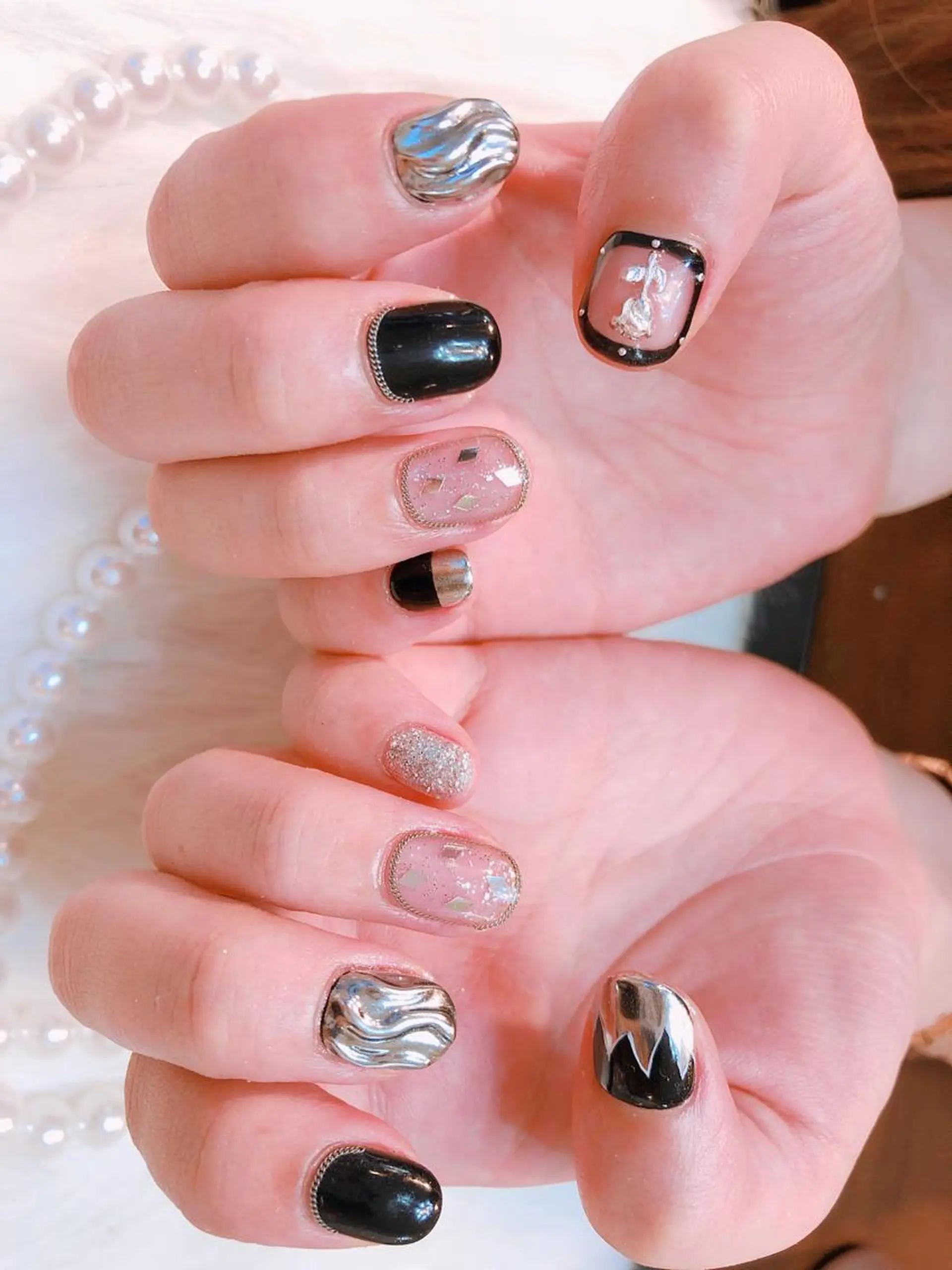 ミディアム ネイル 長さ出し専門 nynaのネイルデザイン