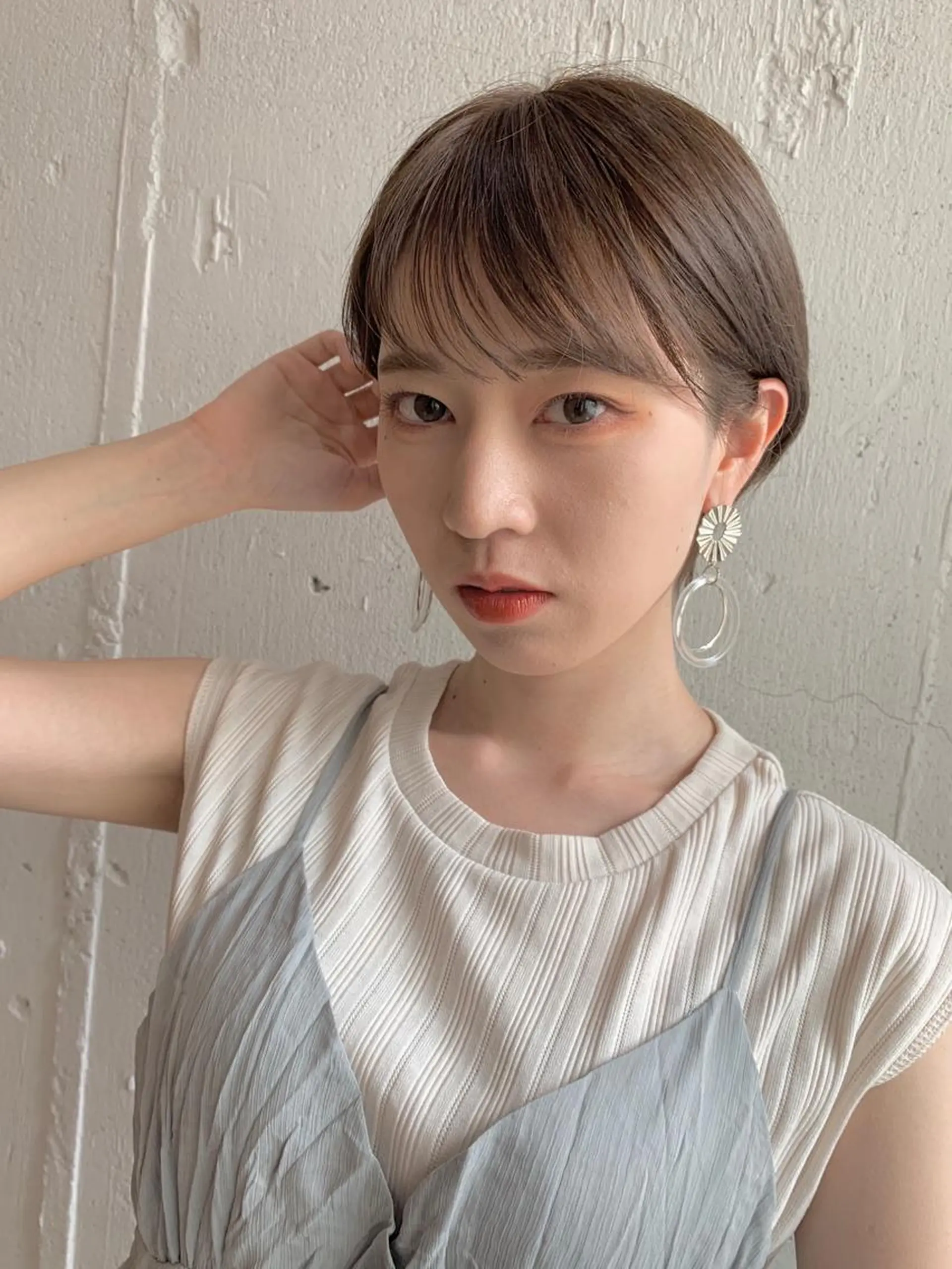 ショート カラー グレージュ カット ヘアカラー トリートメント Fuuu《フゥ》所属・シノザキ シンゴのヘアスタイル