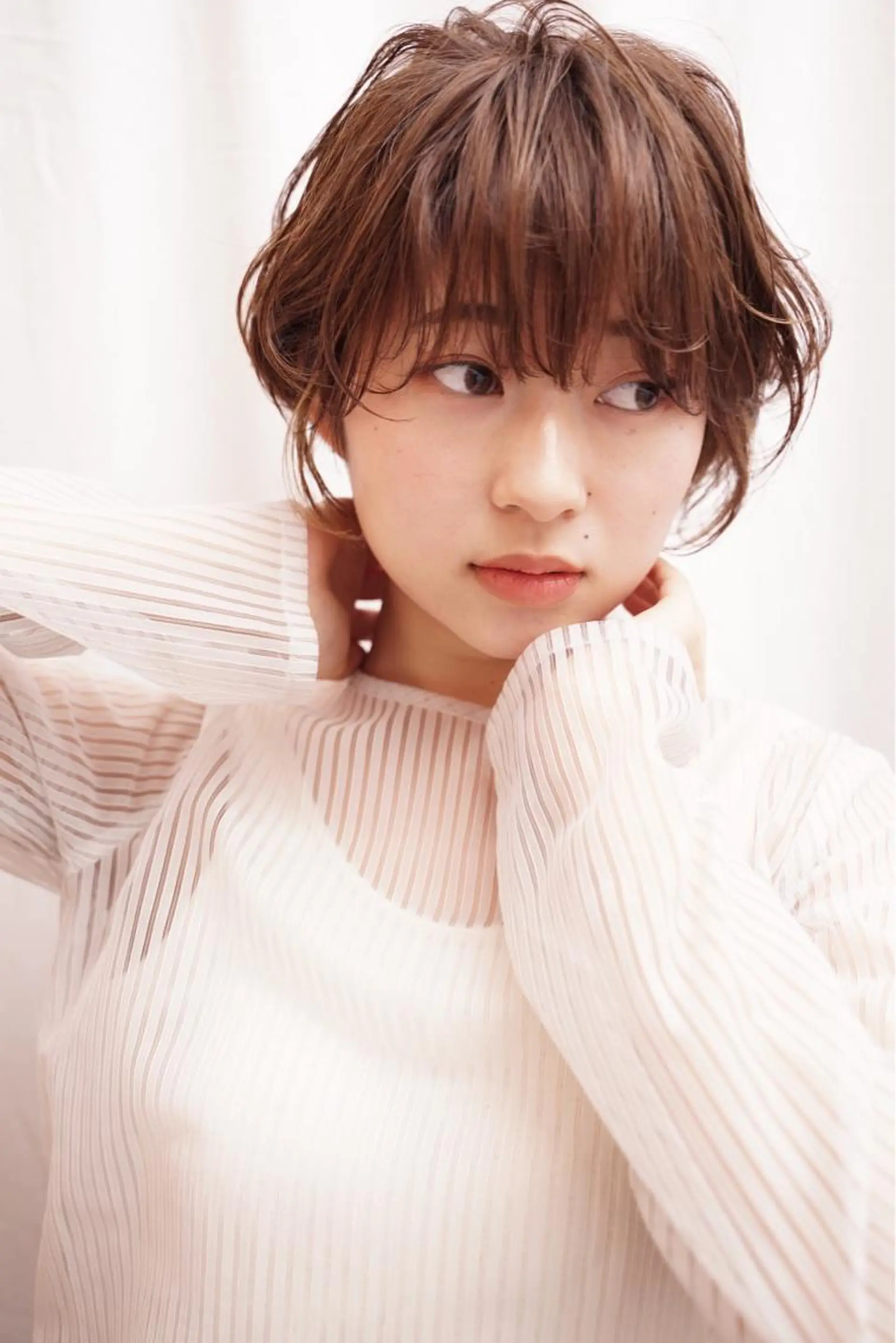 ショート カラー 佐藤 花帆のヘアスタイル