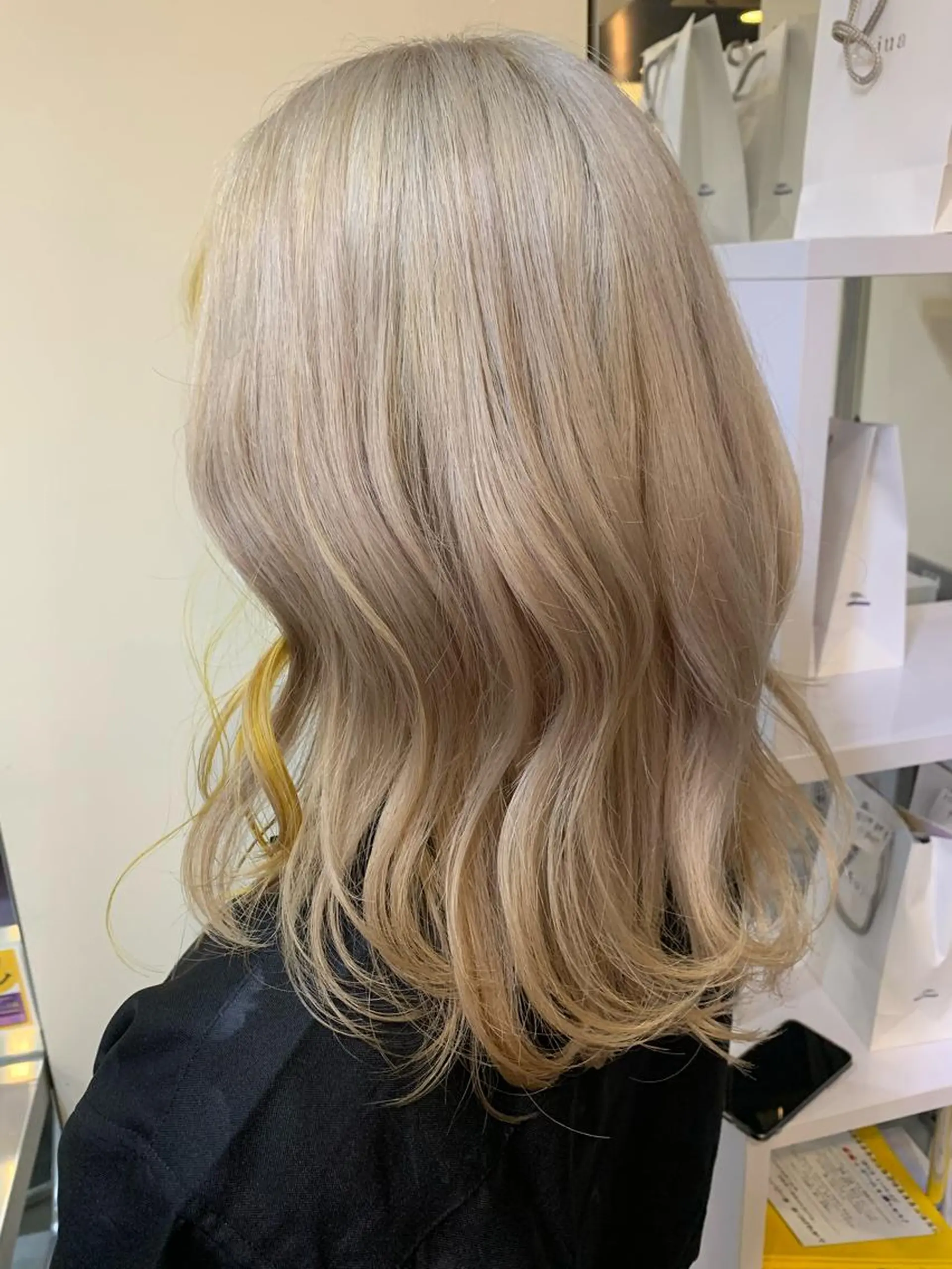 セミロング カラー 平野 優奈のヘアスタイル