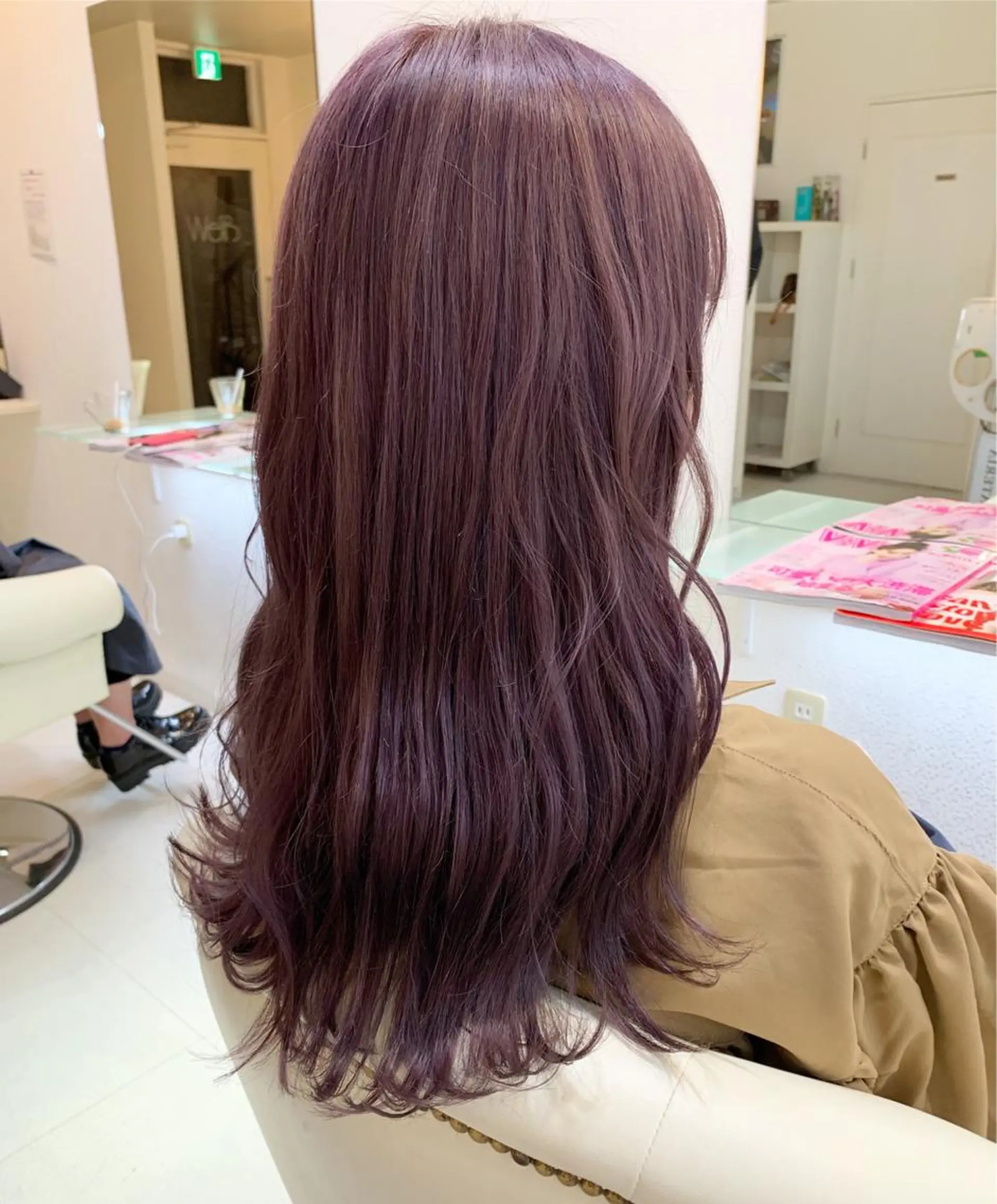 ロング ピンクラベンダー 渡辺 健太のヘアスタイル