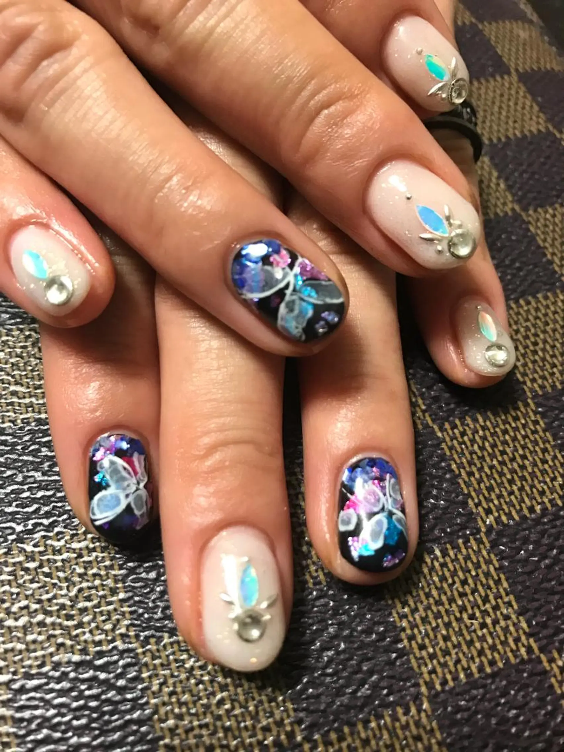 ネイル ハンドネイル みんなの店所属・仲谷 つかさのエステ・リラクイメージ