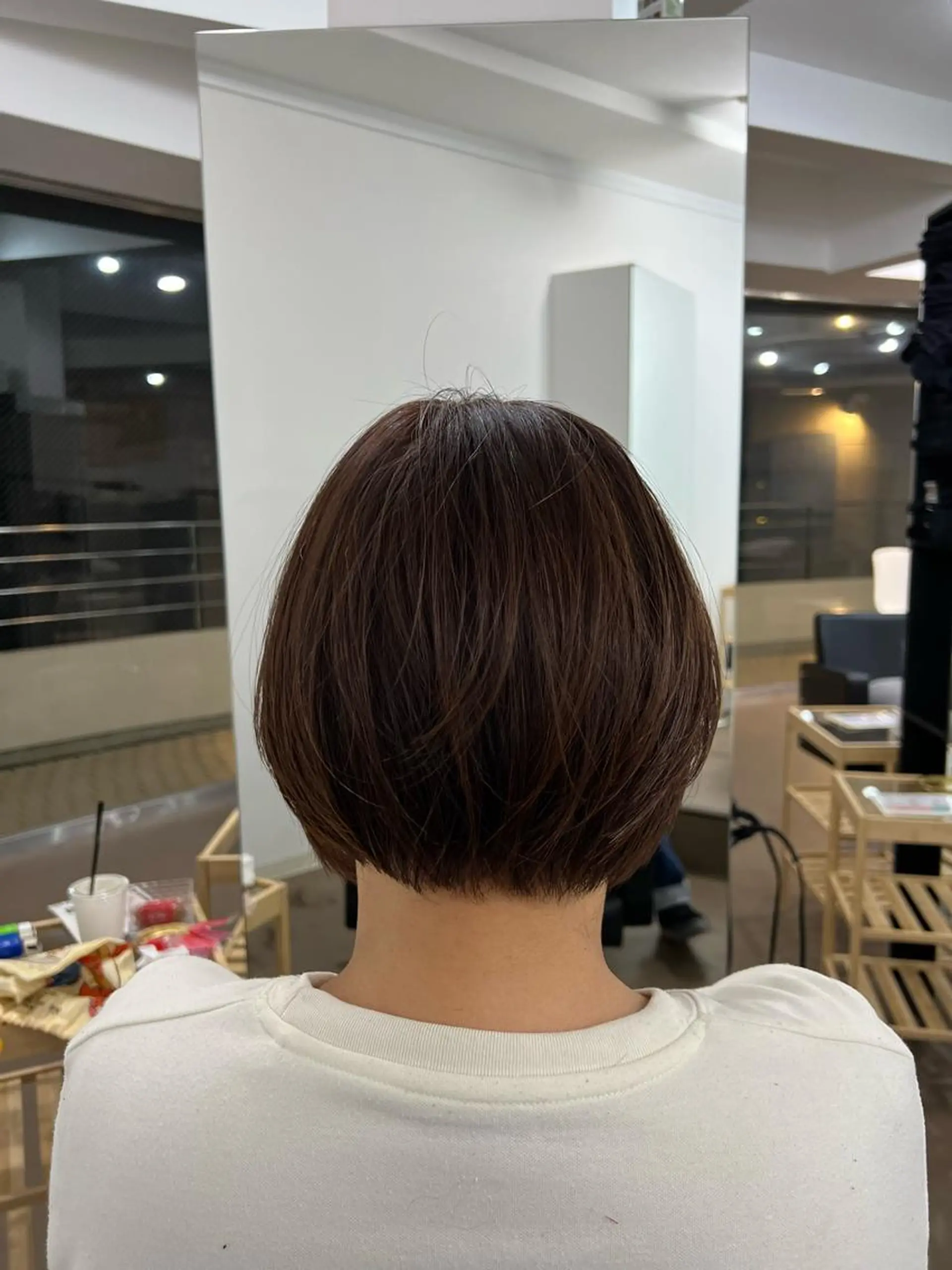 ショート ボブ 顔まわりレイヤー ハイライト 髪質改善 韓国風ヘア 神戸ボブ✂️ ioe三宮/田 伸佳のヘアスタイル