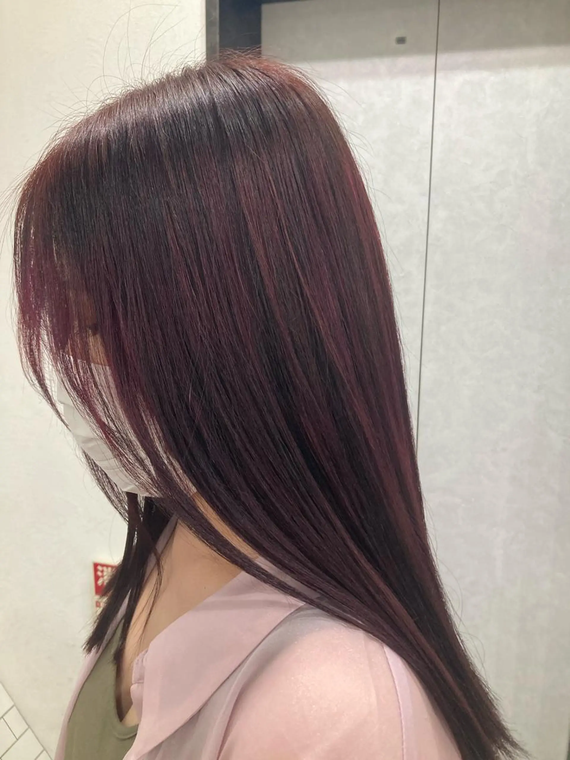 セミロング 宮本 楓のヘアスタイル