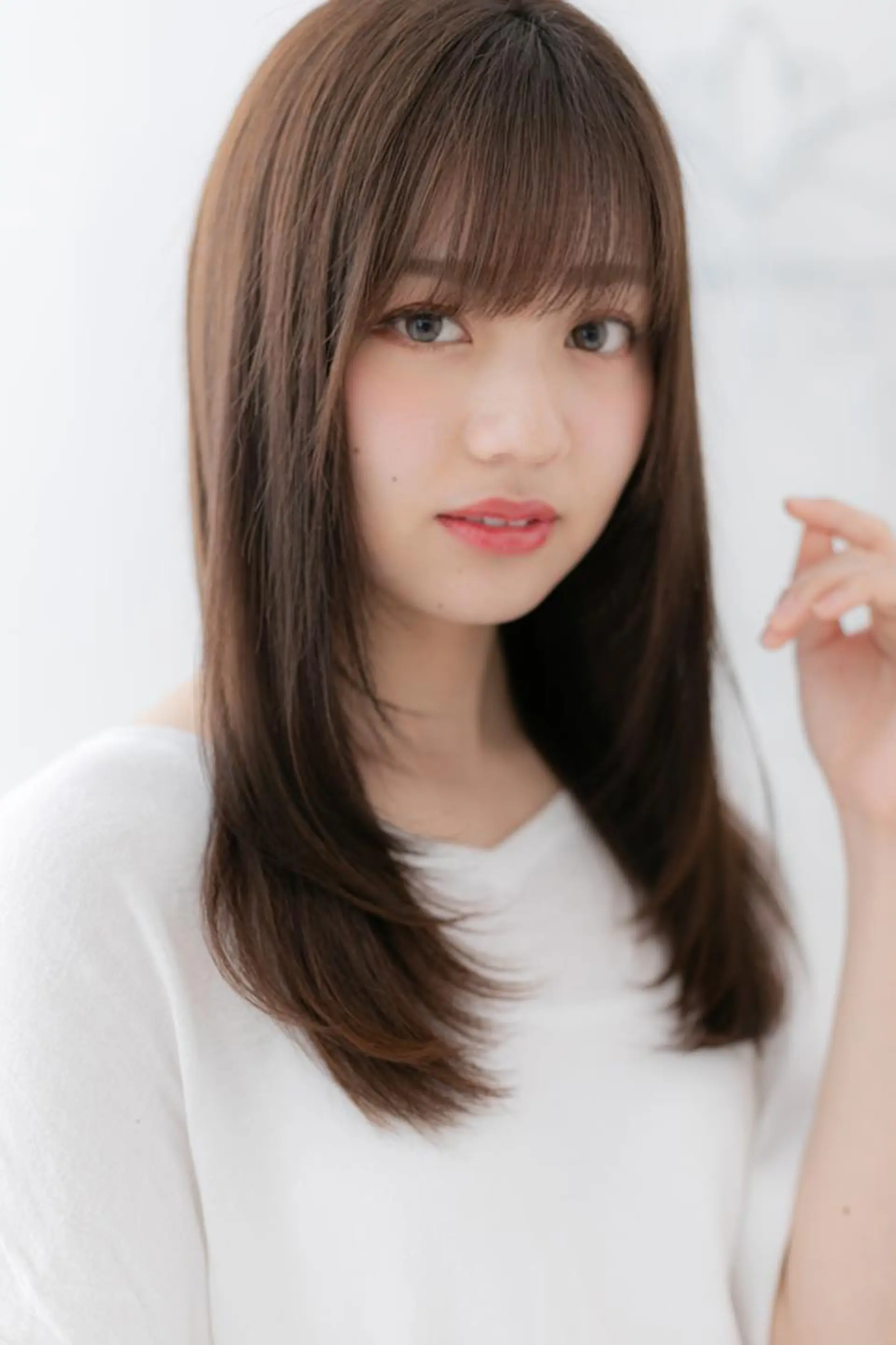 セミロング BonD hairのヘアスタイル