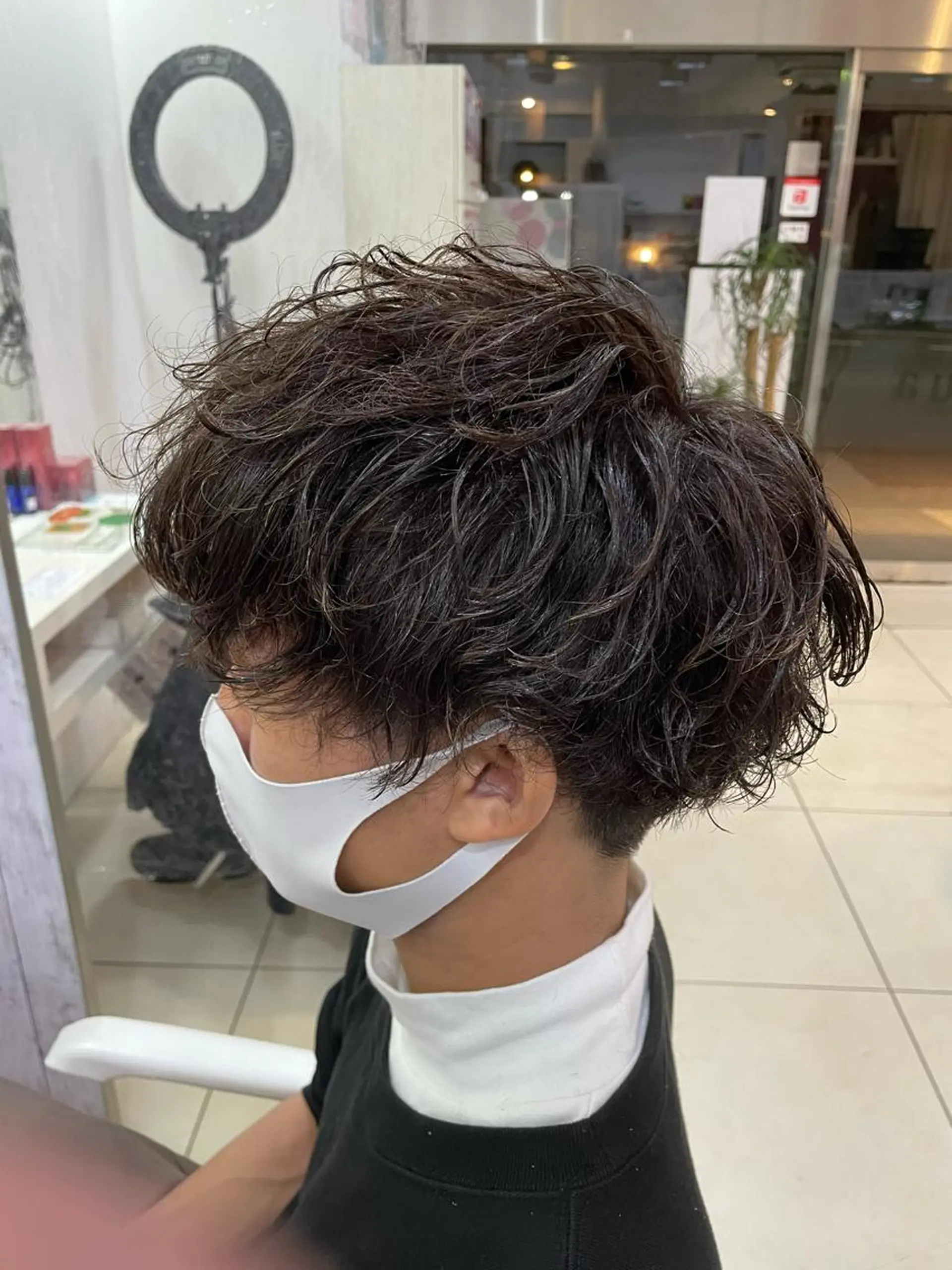 ショート カラー パーマ メンズ マッシュ アッシュ アッシュグレー カット ヘアカラー パーマ 髪質改善× ハイライト溝江のヘアスタイル