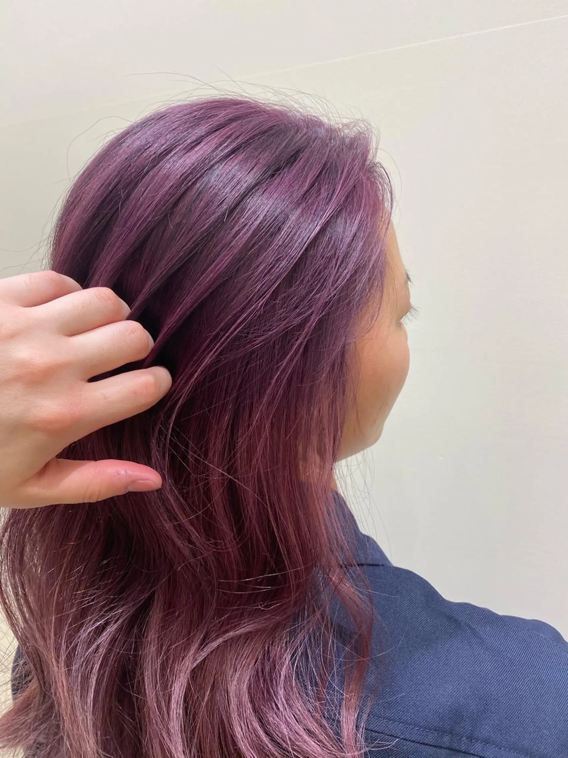 ロング パープルカラー カット ヘアカラー トリートメント 愛されヘア♪ 大森春奈のヘアスタイル