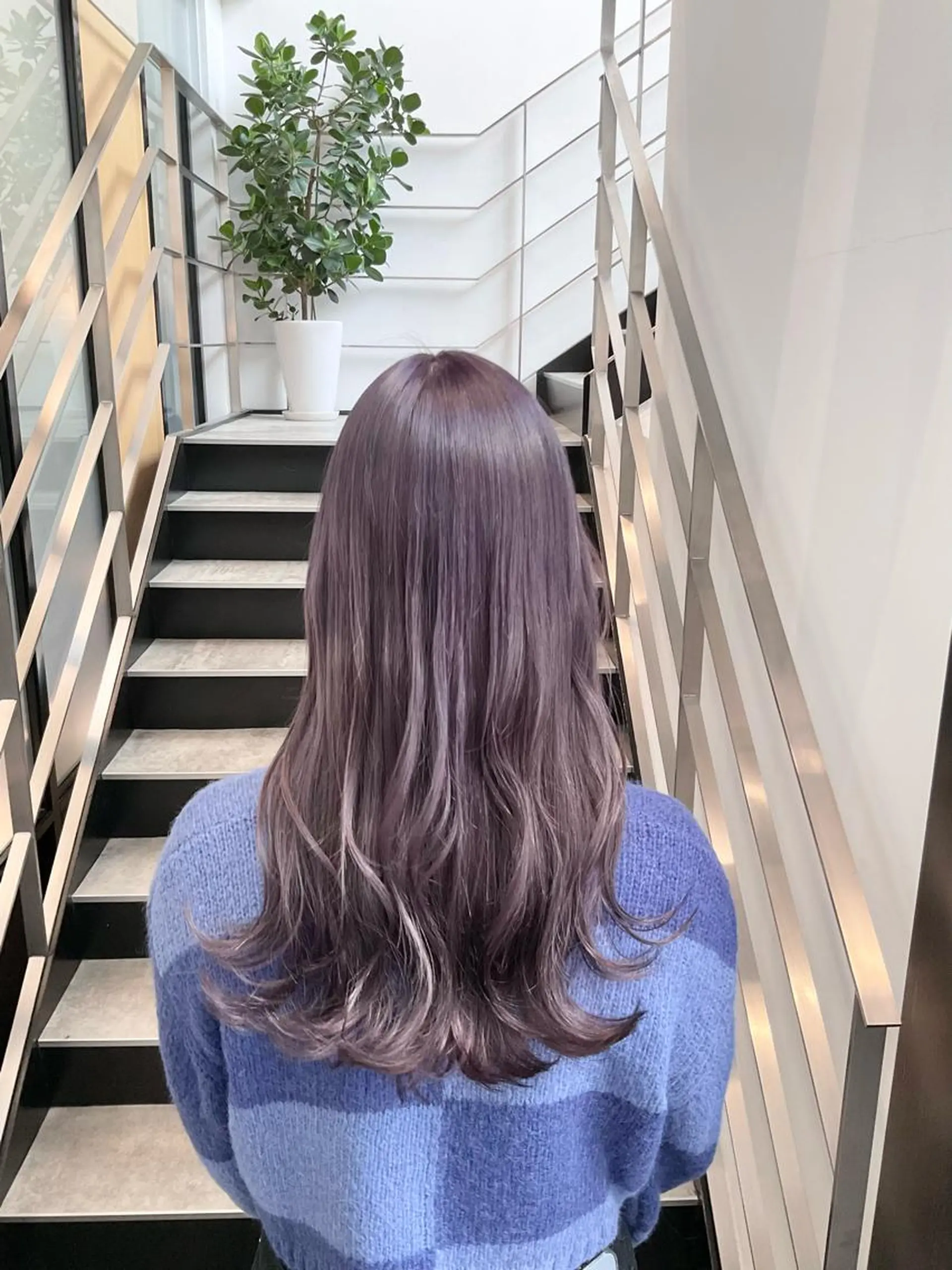ロング カラー ラベンダーカラー カット ヘアカラー トリートメント ヘアセット go today shaire salon 本店所属・yoshi ☆のヘアスタイル
