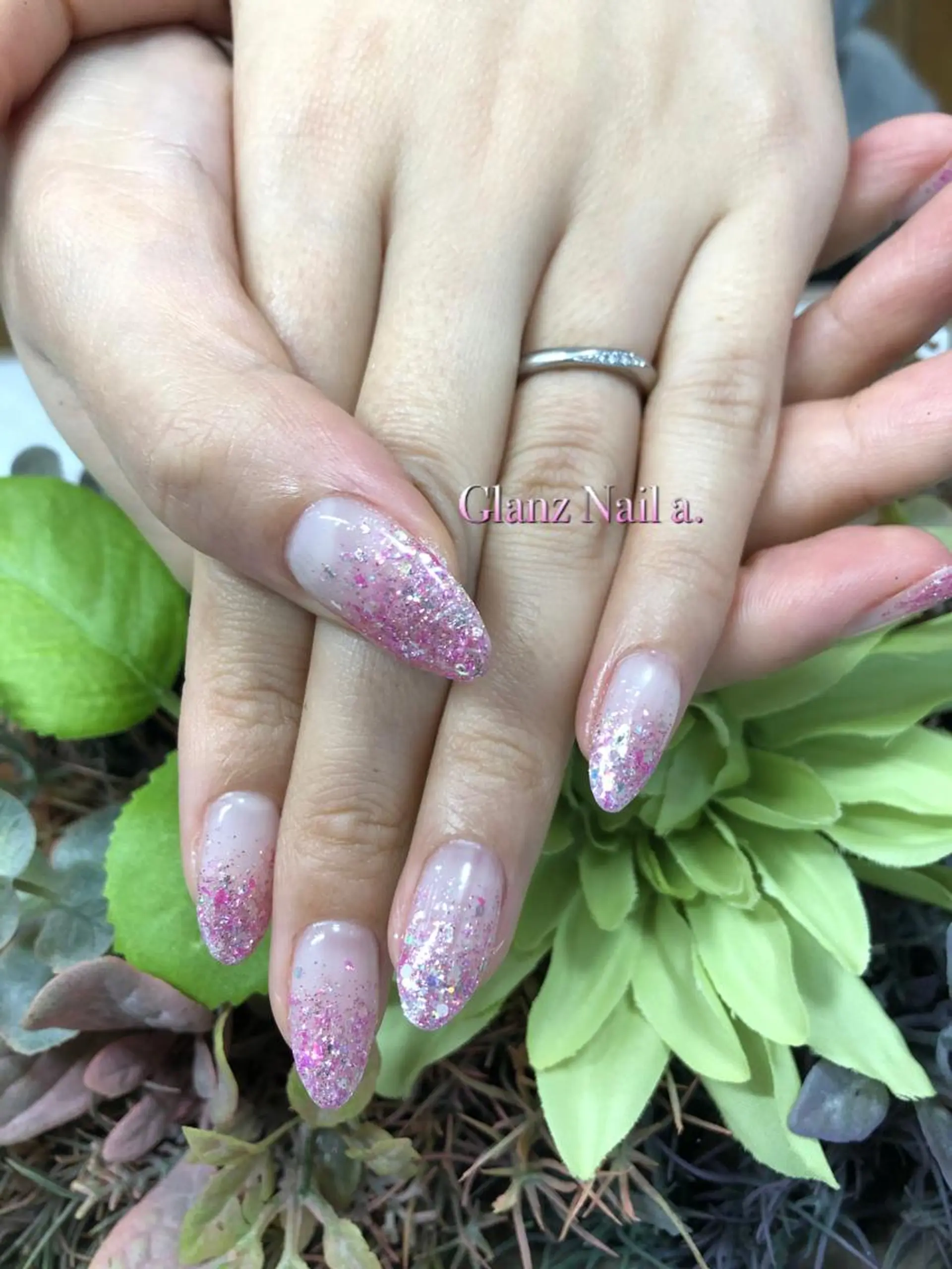 ネイル グラデーション キラキラネイル ラメ(グリッター) ラメグラデーション ピンク Glanz  Nail aのネイルデザイン