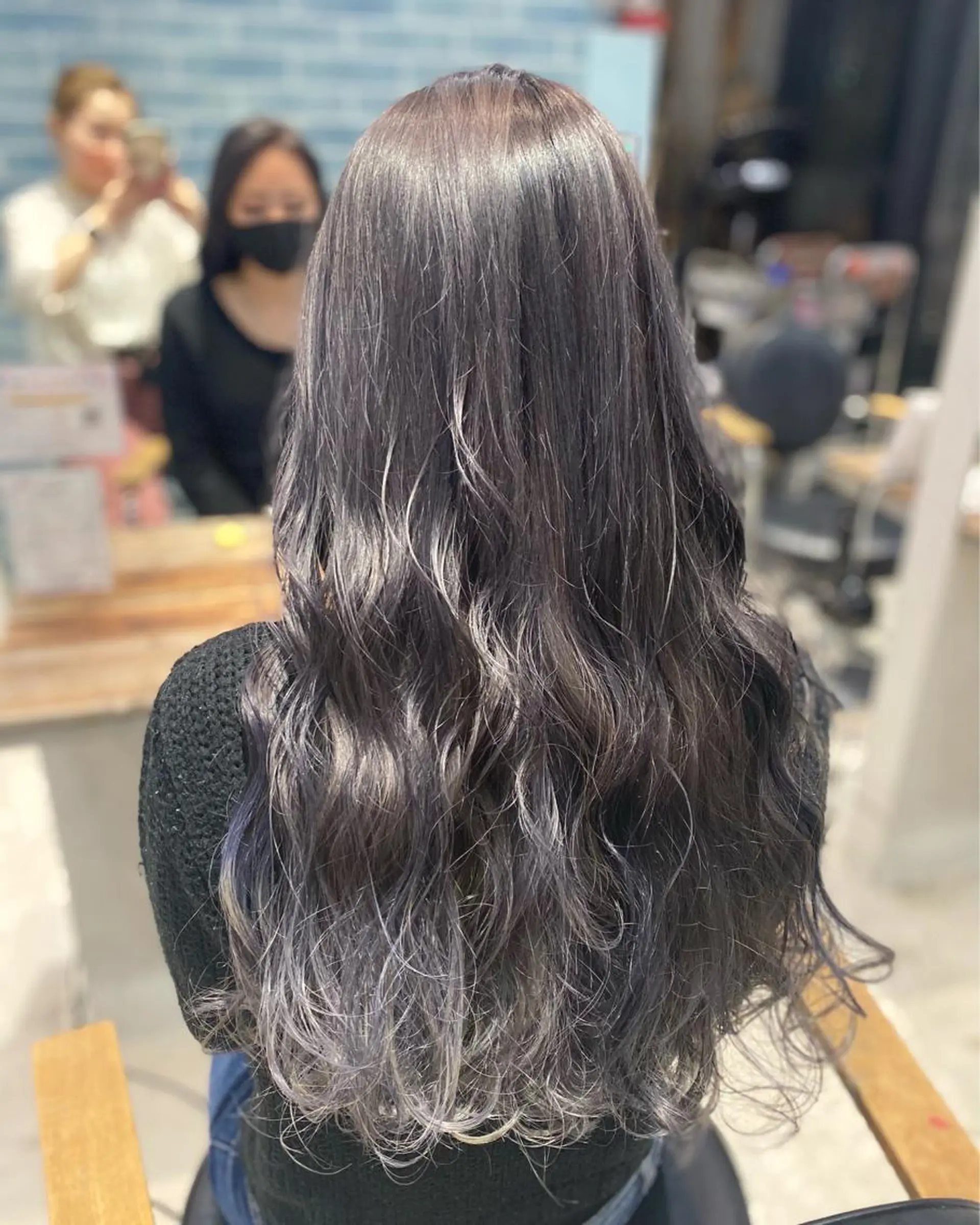 カラー グラデーションカラー シルバー ヘアカラー トリートメント 髪質改善🌟透明感 🌟三塚有紀子のヘアスタイル