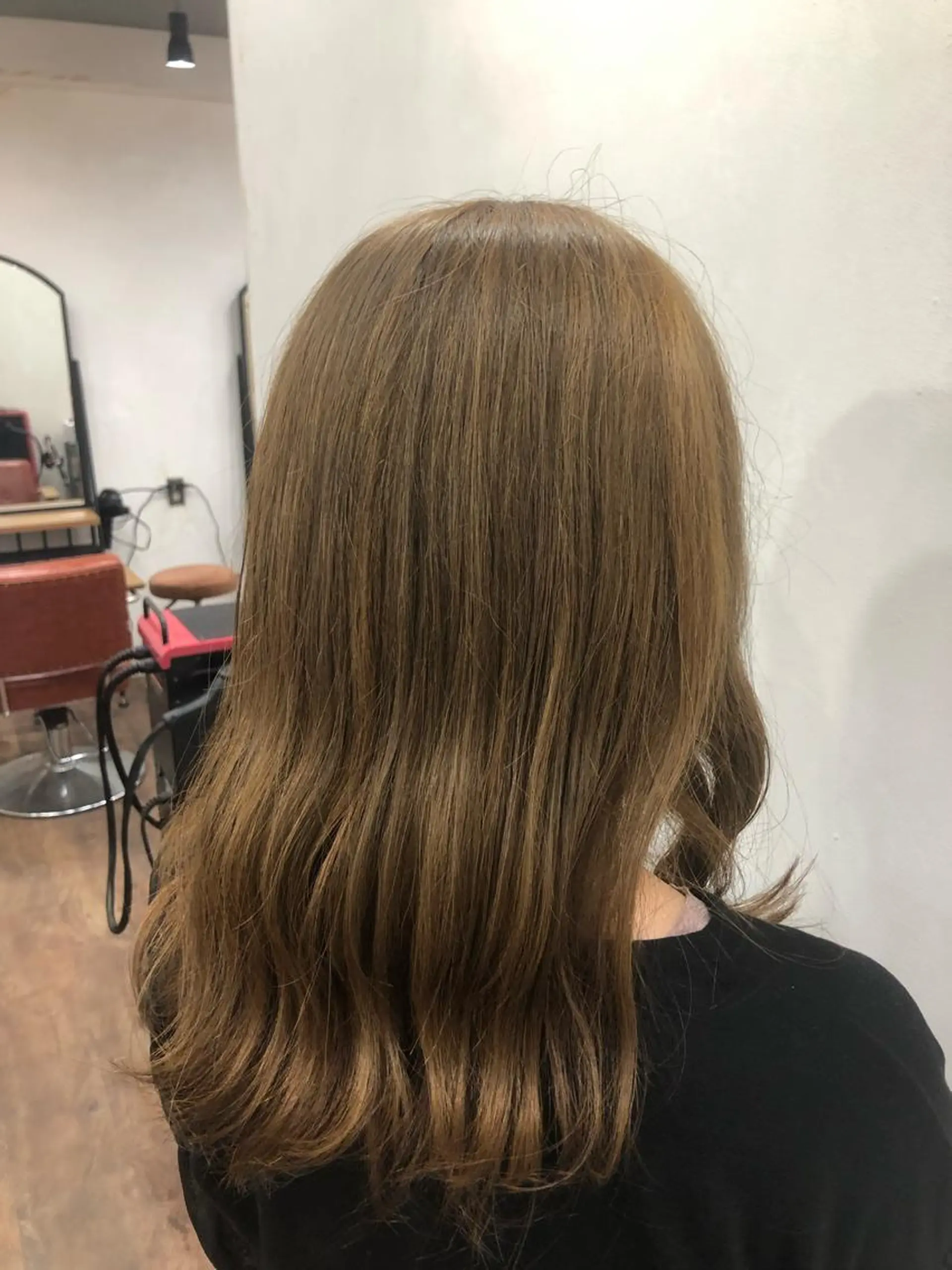 ロング カラー 脇谷 拓弥のヘアスタイル