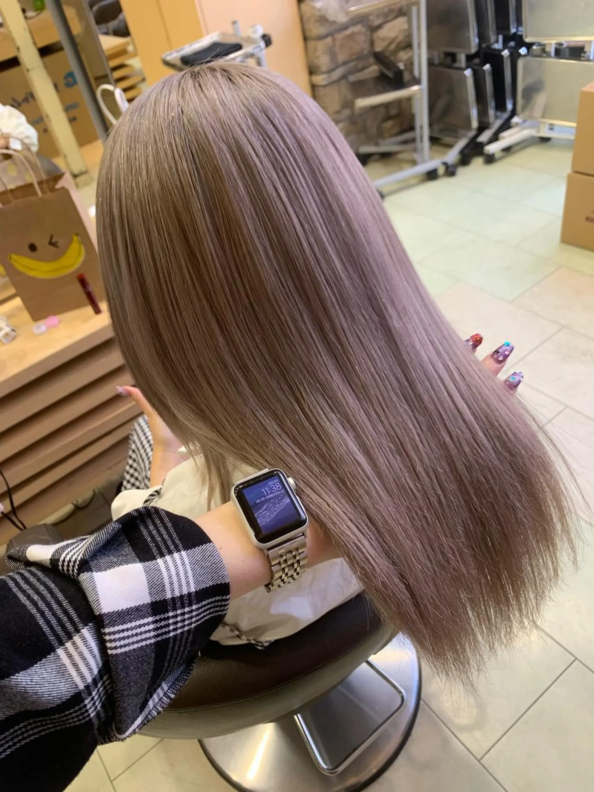 ミディアム カラー 海外girl🤎 透明感ベージュmaoのヘアスタイル