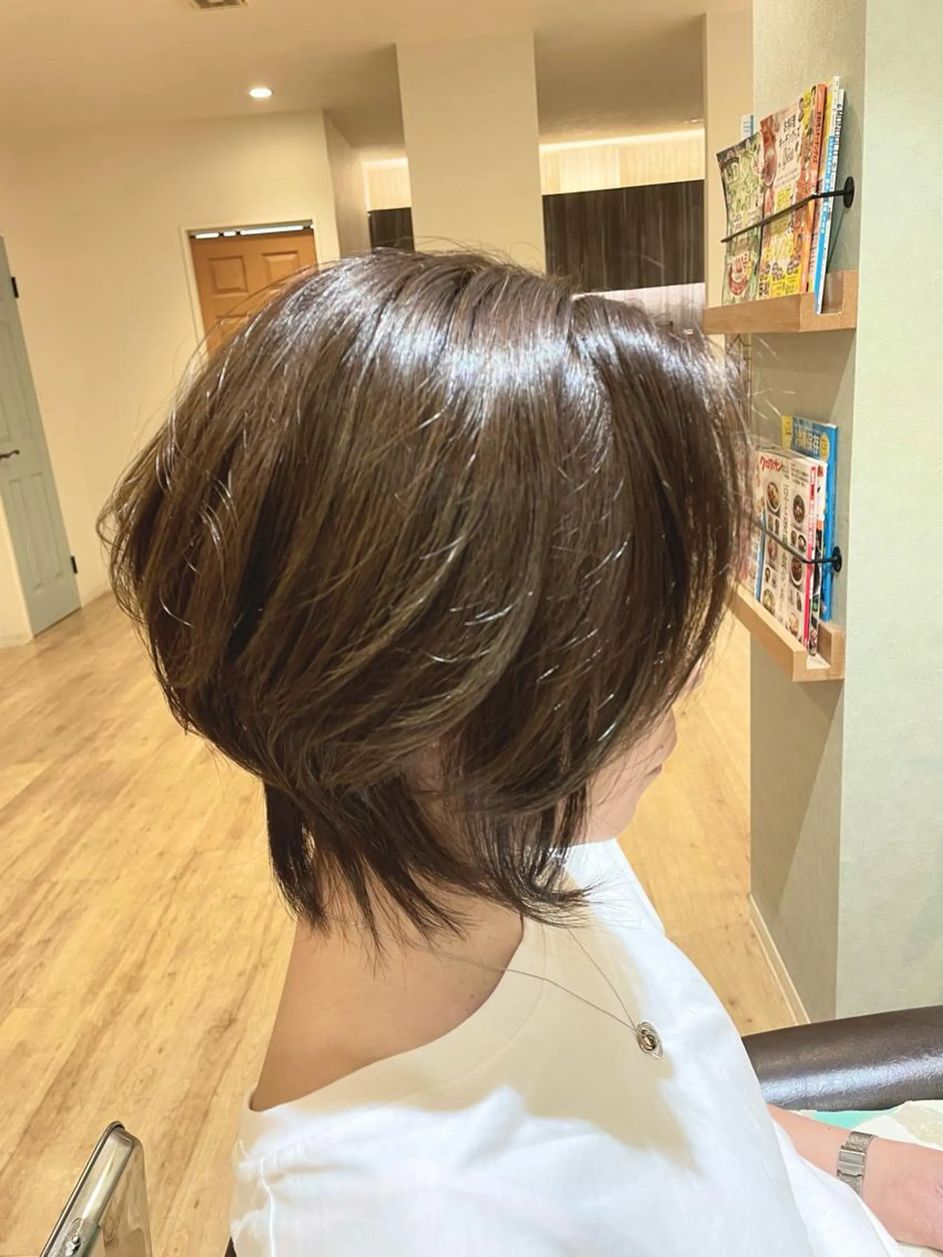ミディアム 浅古 雄介のヘアスタイル