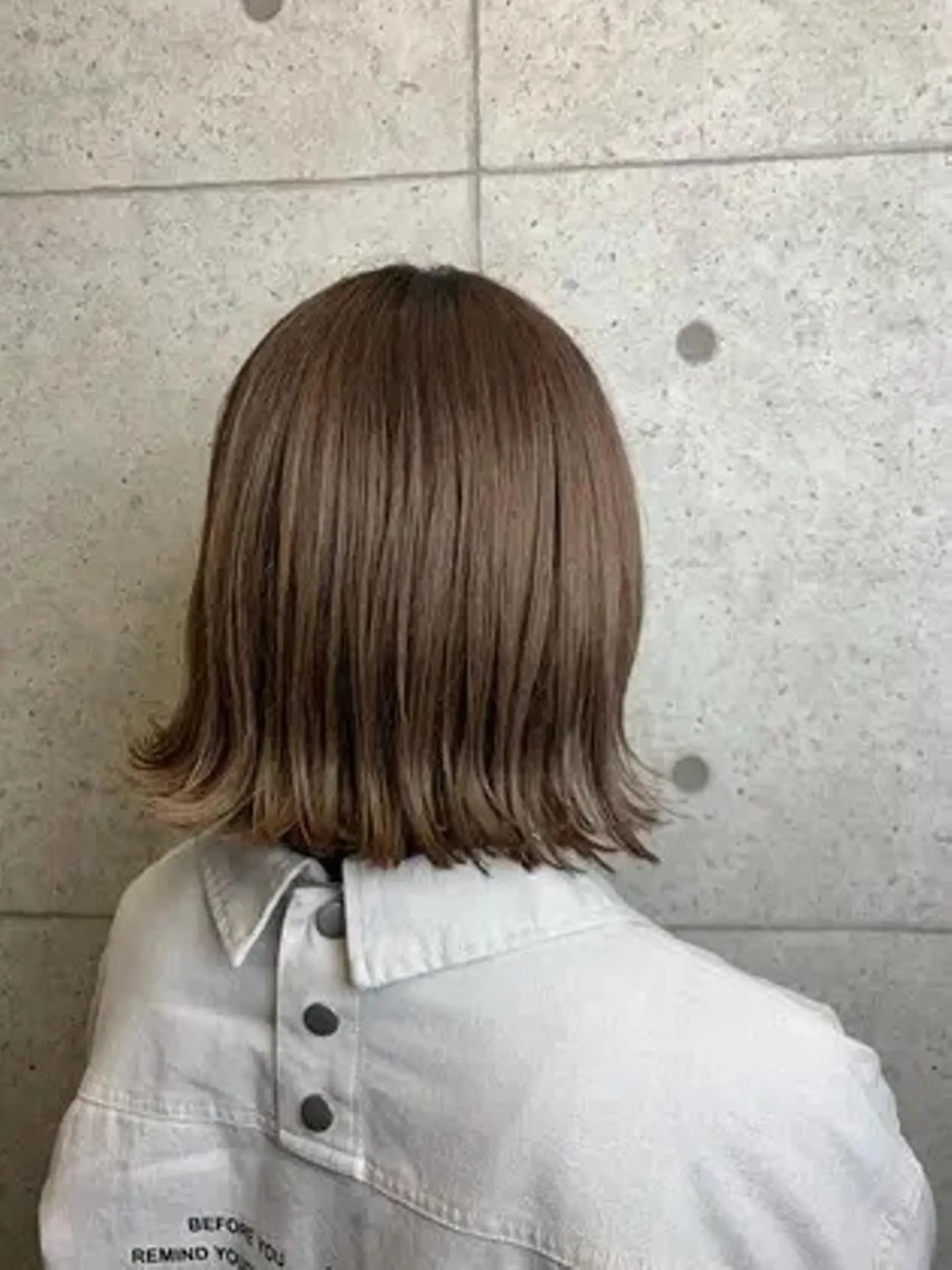 ミディアム newi 赤羽のヘアスタイル