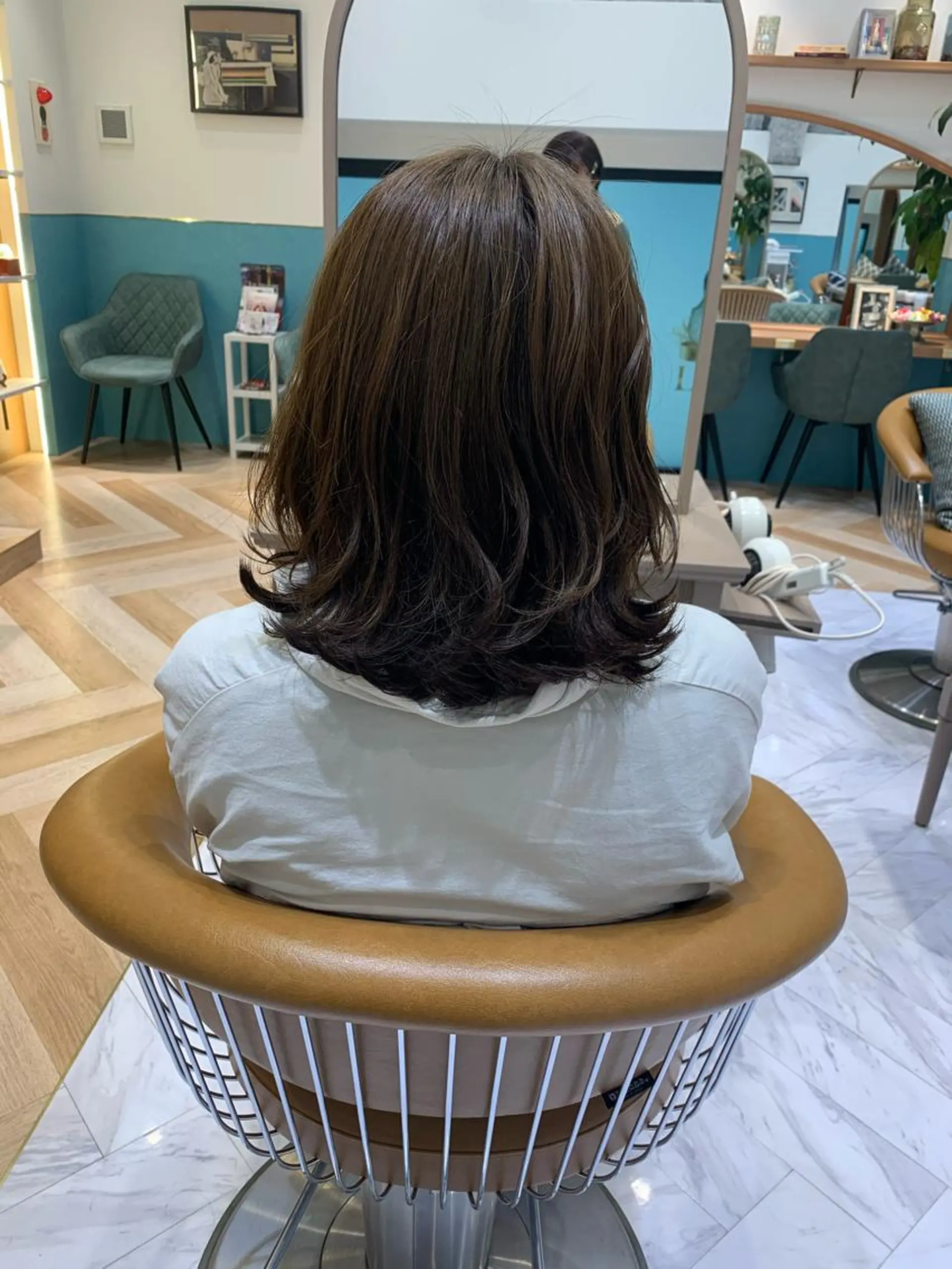 ミディアム カラー ✄個性を生かす✄ 𝒉a𝒓u𝒏aのヘアスタイル