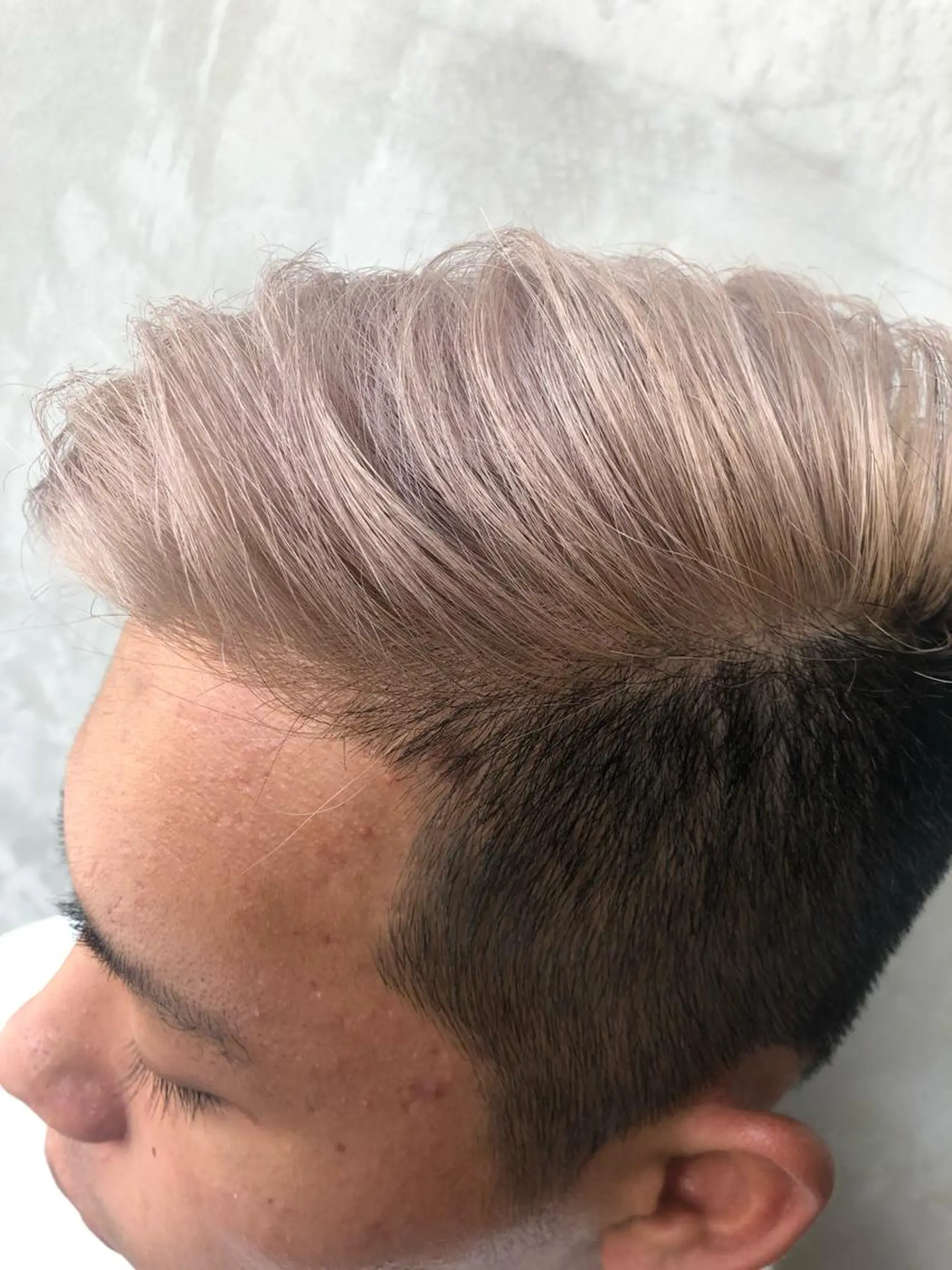 ショート カラー メンズ TOMO GEEKS代表のヘアスタイル