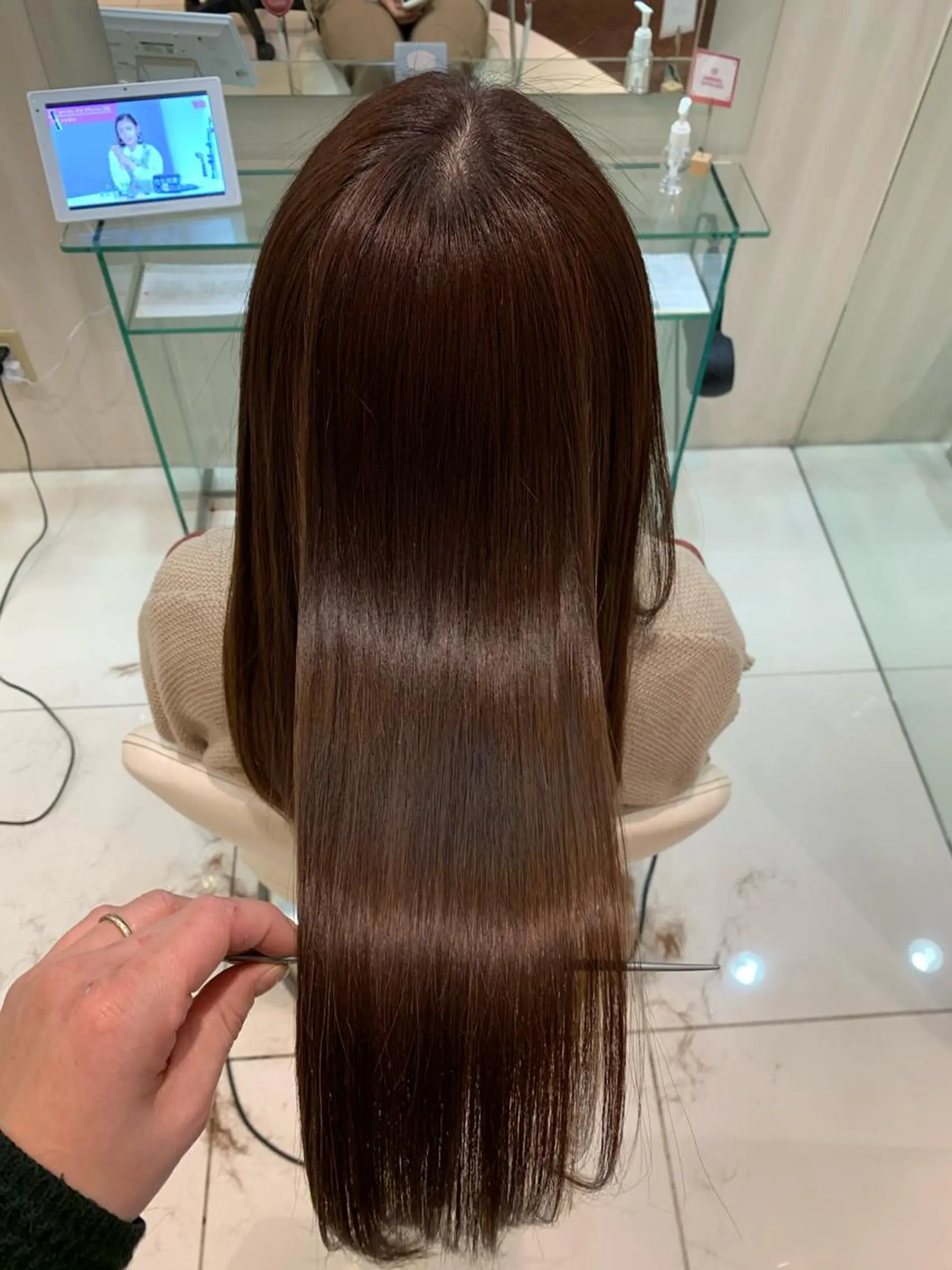 セミロング 縮毛矯正/似合わせ EARTH岐阜髙橋のヘアスタイル