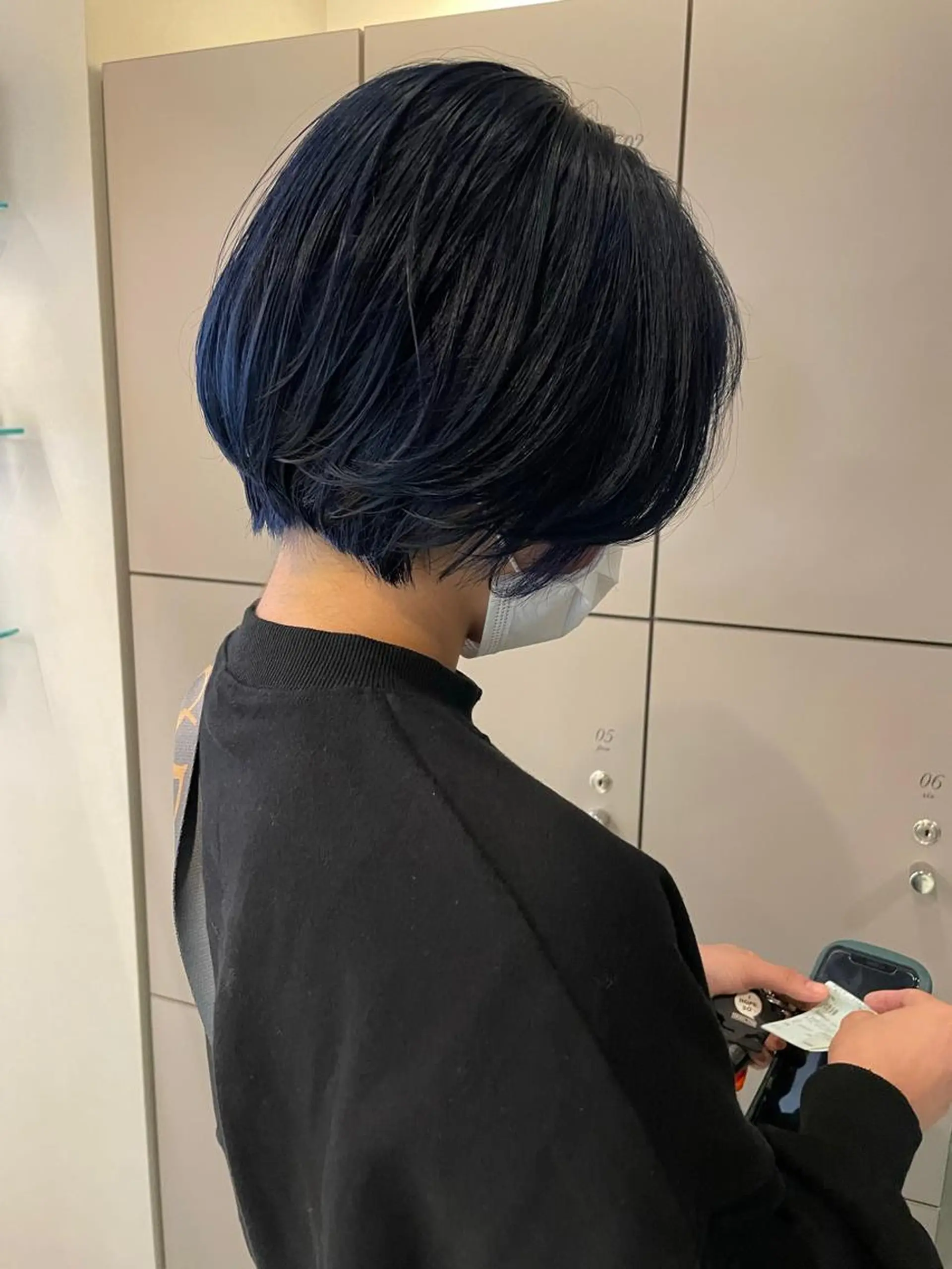 ショート 切りっぱなしボブ ショートボブ ハンサムショート 丸みショート アッシュ カット ヘアカラー トリートメント C’LD hair  produce /シールドヘア所属・モテ髪/ボブ/ショー ト/アダチフウトのヘアスタイル