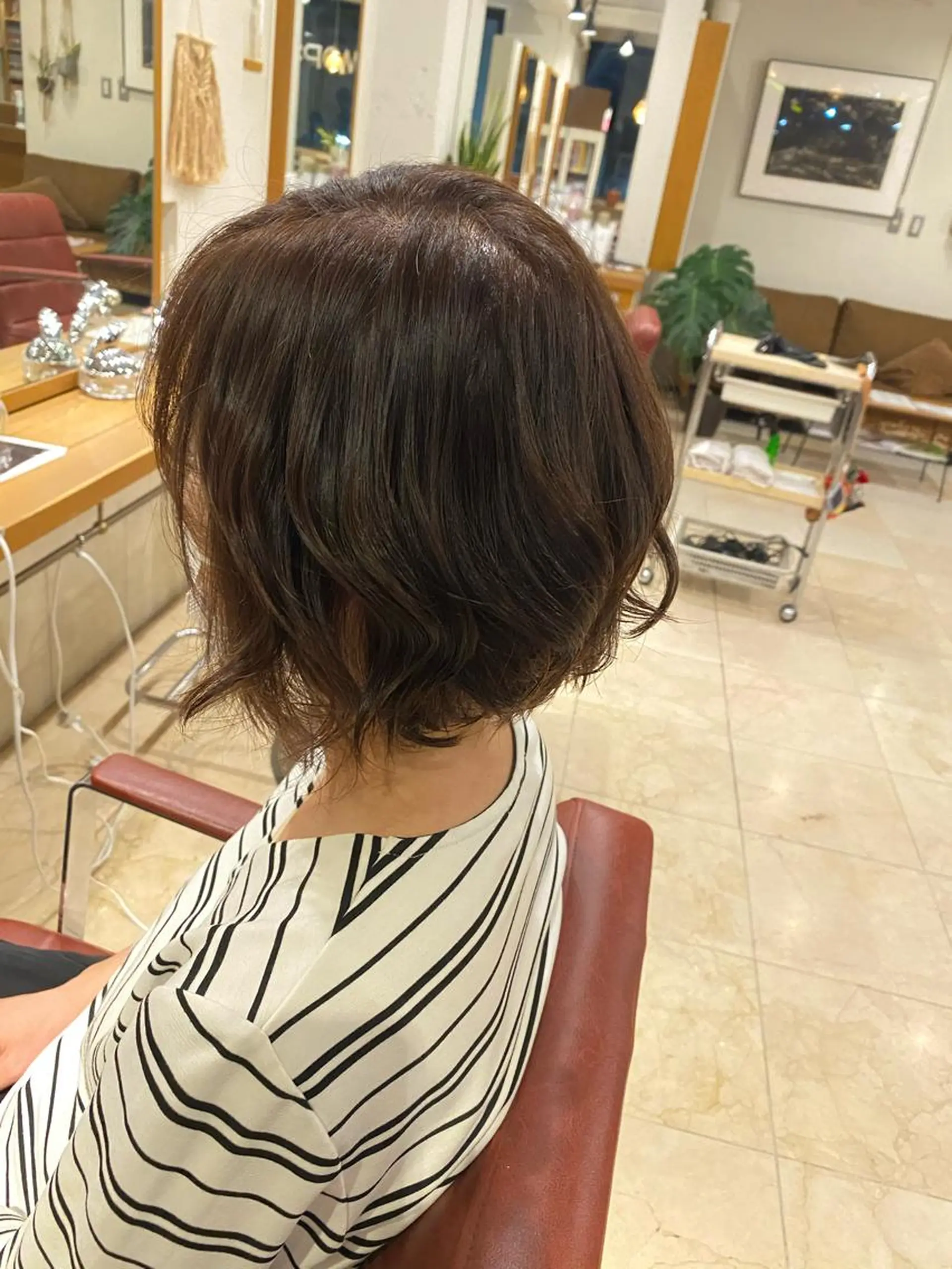 ショート カラー ヘアアレンジ 安澤 彩奈のヘアスタイル