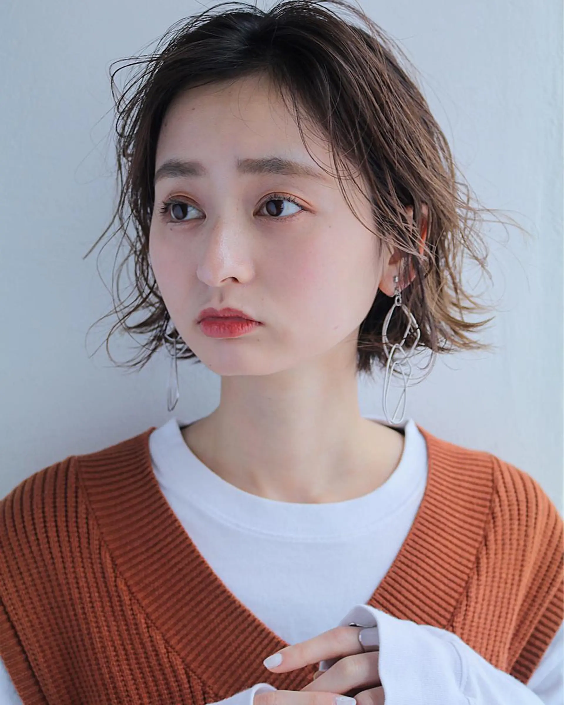 ミディアム カラー ボブレイヤー ボブ レイヤーカット SALOWIN梅田茶屋町店所属・ウルフレイヤーカット /チヒロのヘアスタイル