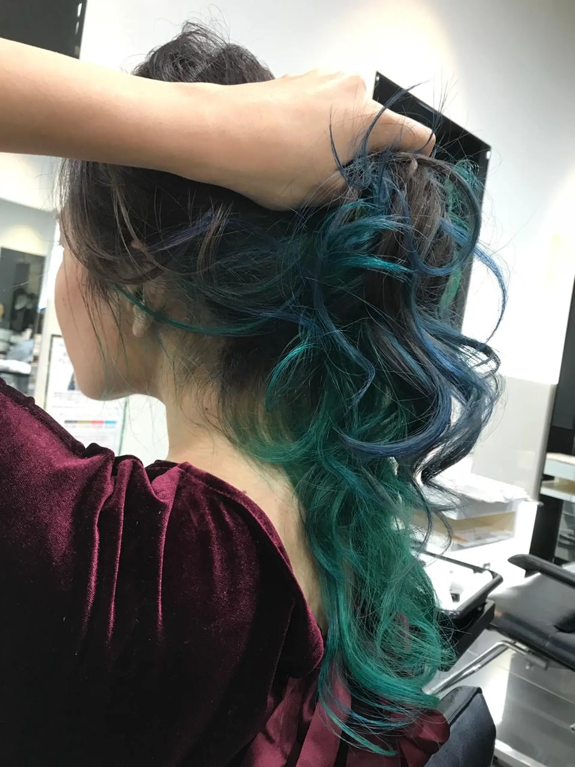 ロング カラー 関口 友行のヘアスタイル