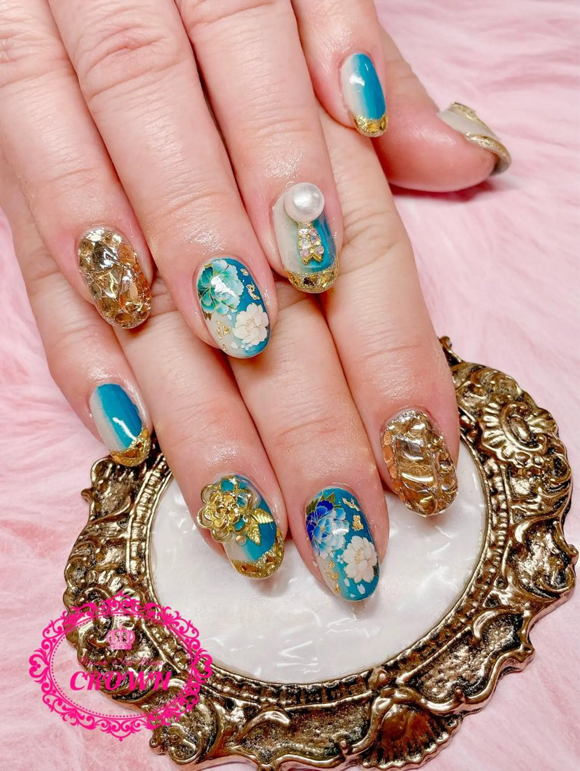 ネイル CROWN プライベートサロンのネイルデザイン