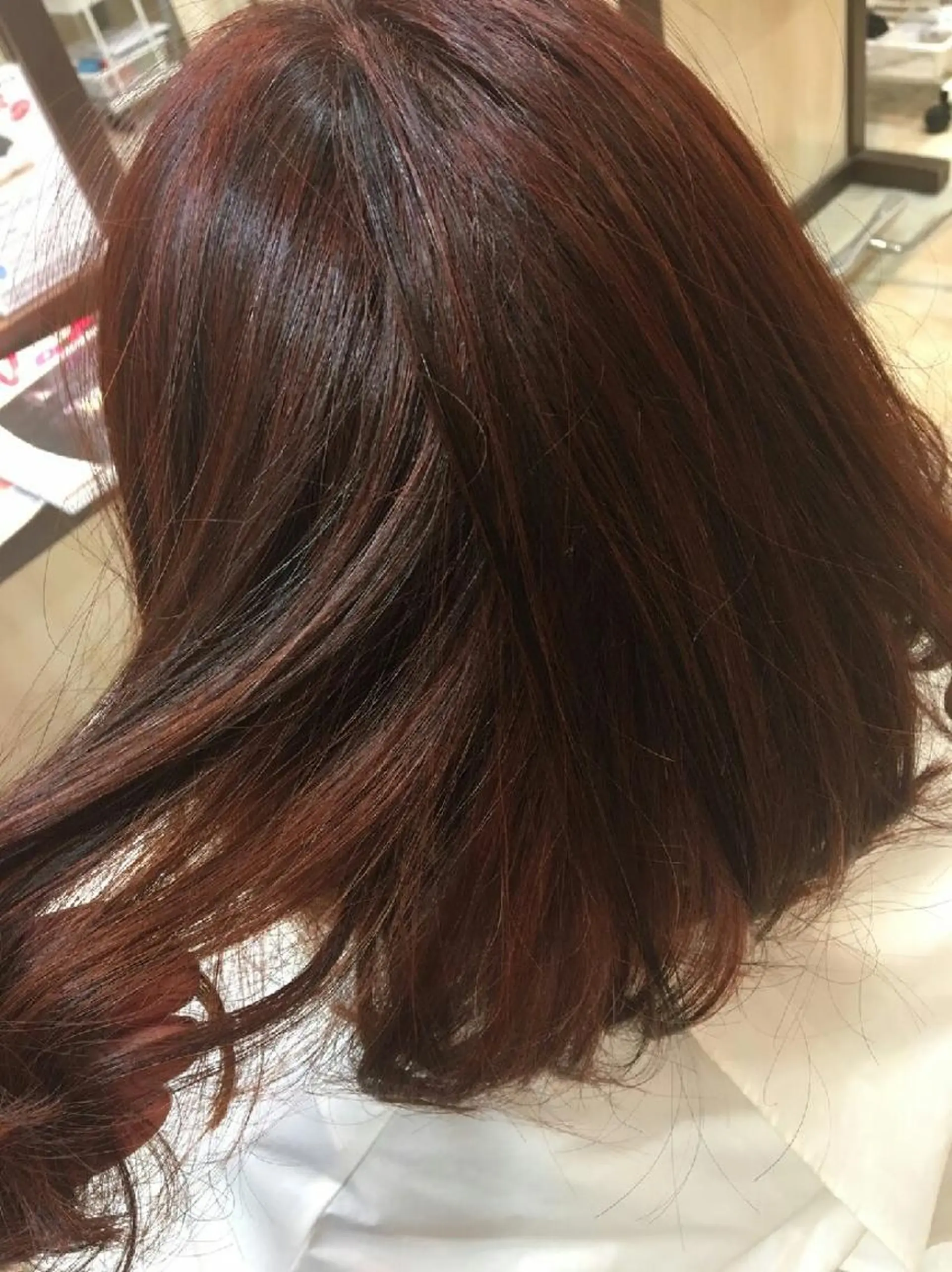 ミディアム カラー パーマ タッセルボブ× 美髪・髪質改善のヘアスタイル