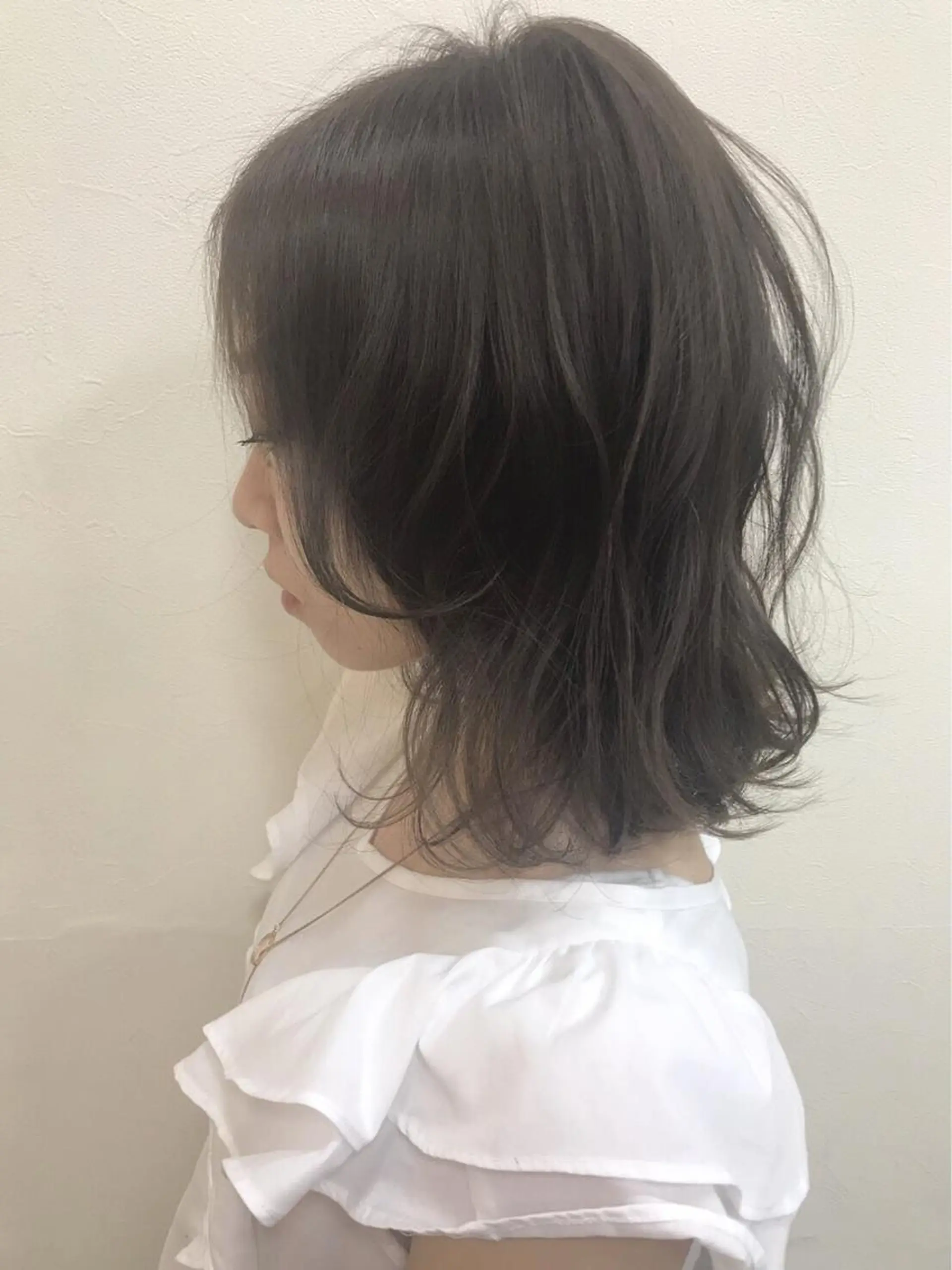 ショート カラー 切りっぱなしボブ アッシュ 透明感カラー ボブ ディレクター ノナカのヘアスタイル