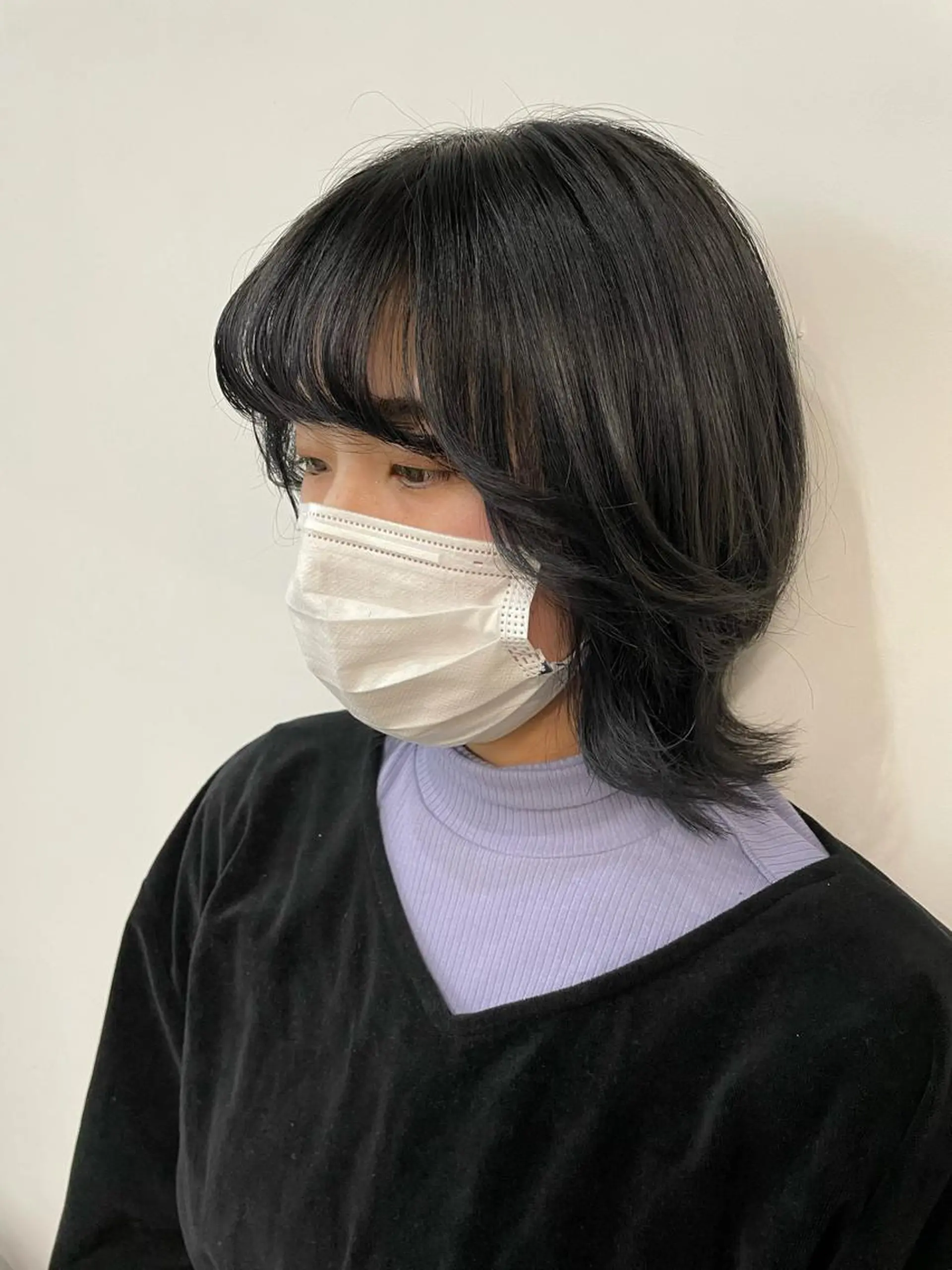 カラー 黒髪 ブルーカラー ブルーブラック 仙田 遥のヘアスタイル