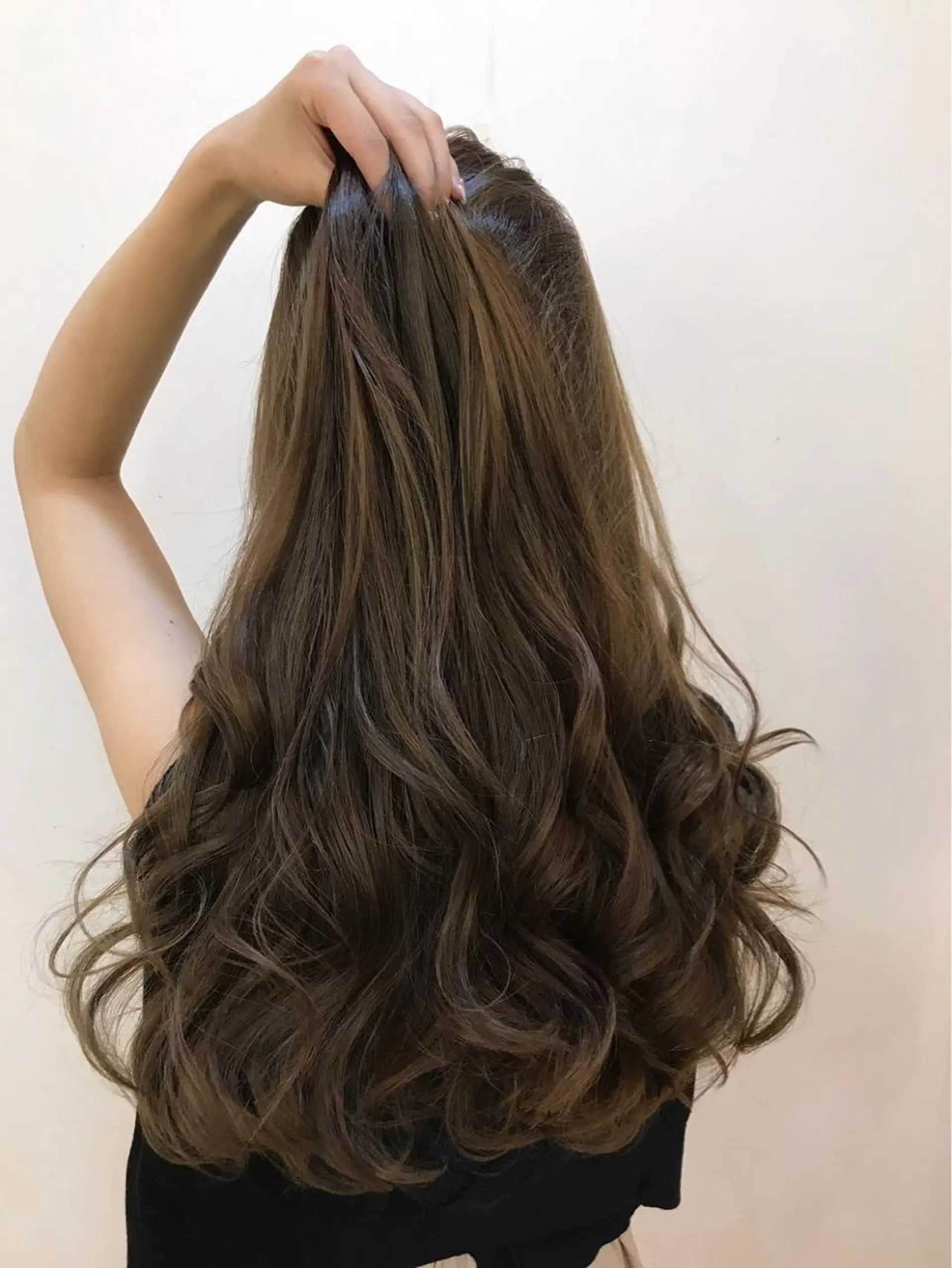 ロング カット パーマ Redeww所属・HIRO .Nのヘアスタイル