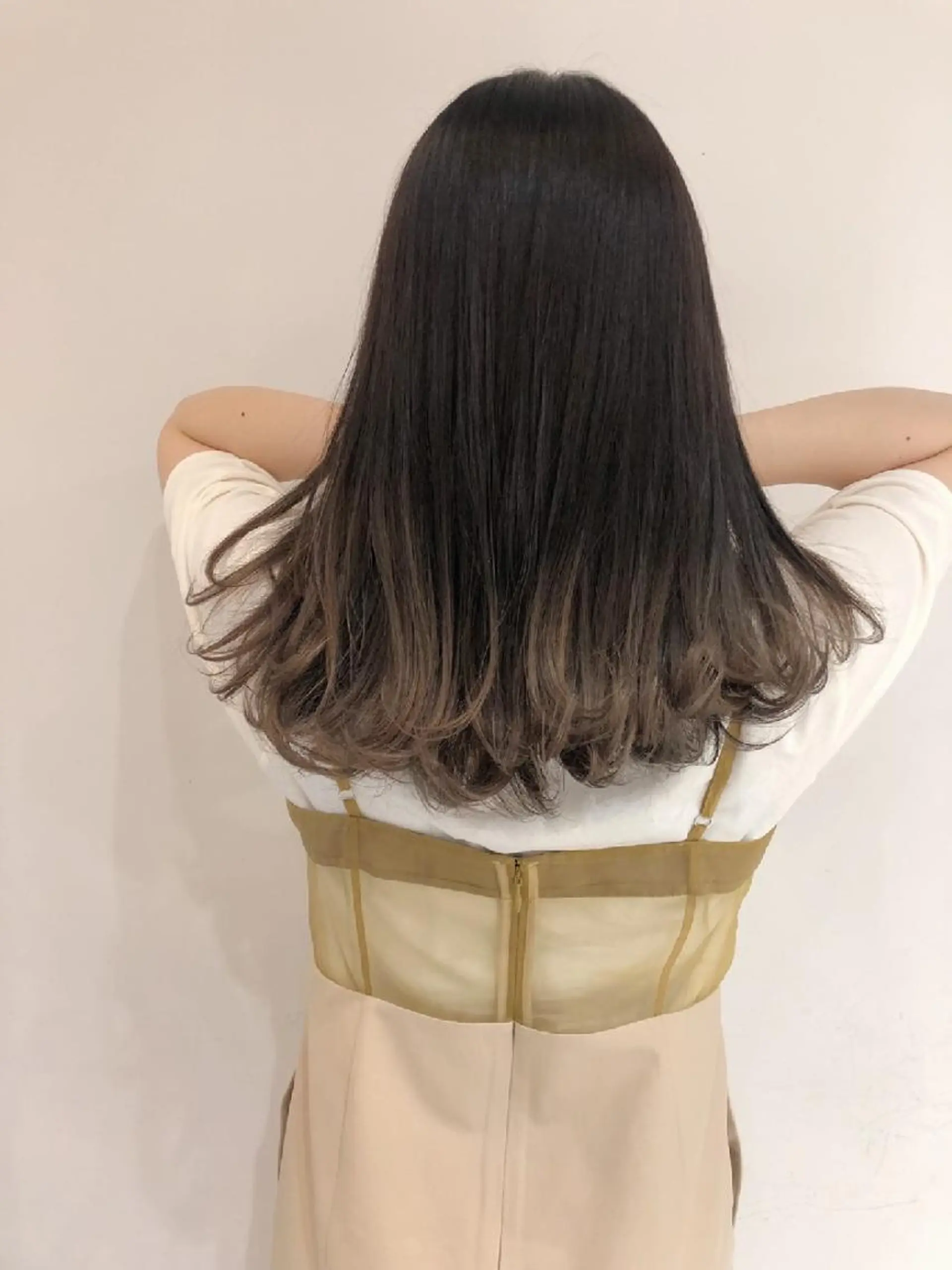 ロング カラー siesta by amble luxeのヘアスタイル