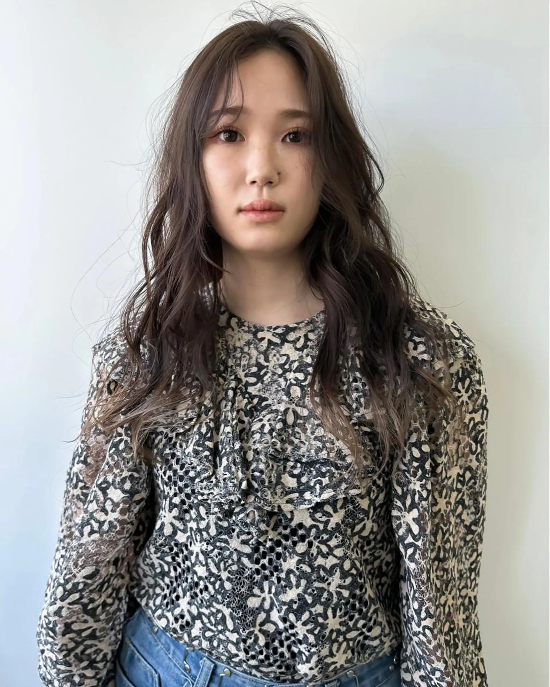 ロング カラー ベージュカラー ミルクティーベージュ 似合わせカット ケアパーマ喜来雅由のヘアスタイル