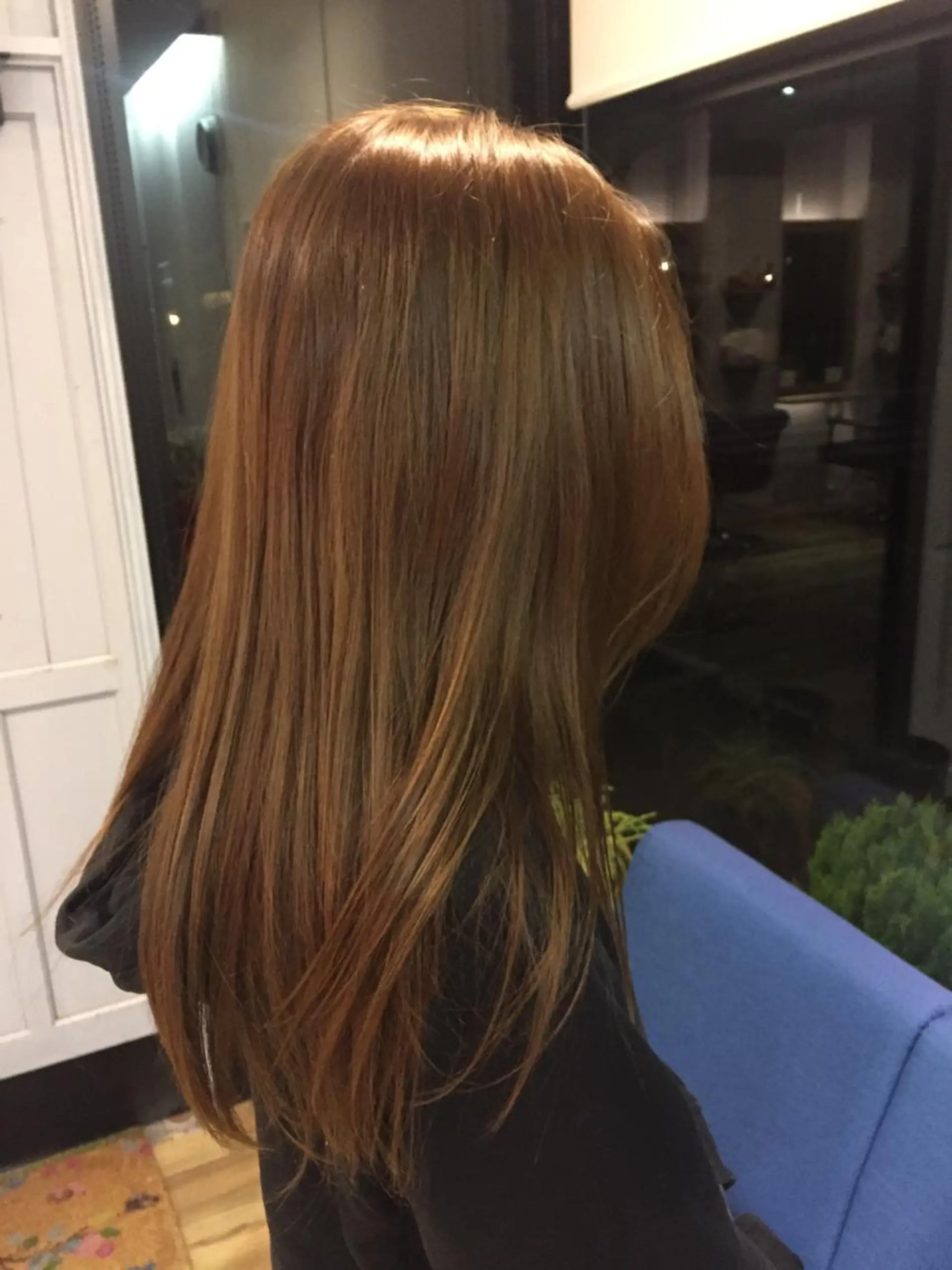 ロング カラー ツキダテ ユイのヘアスタイル